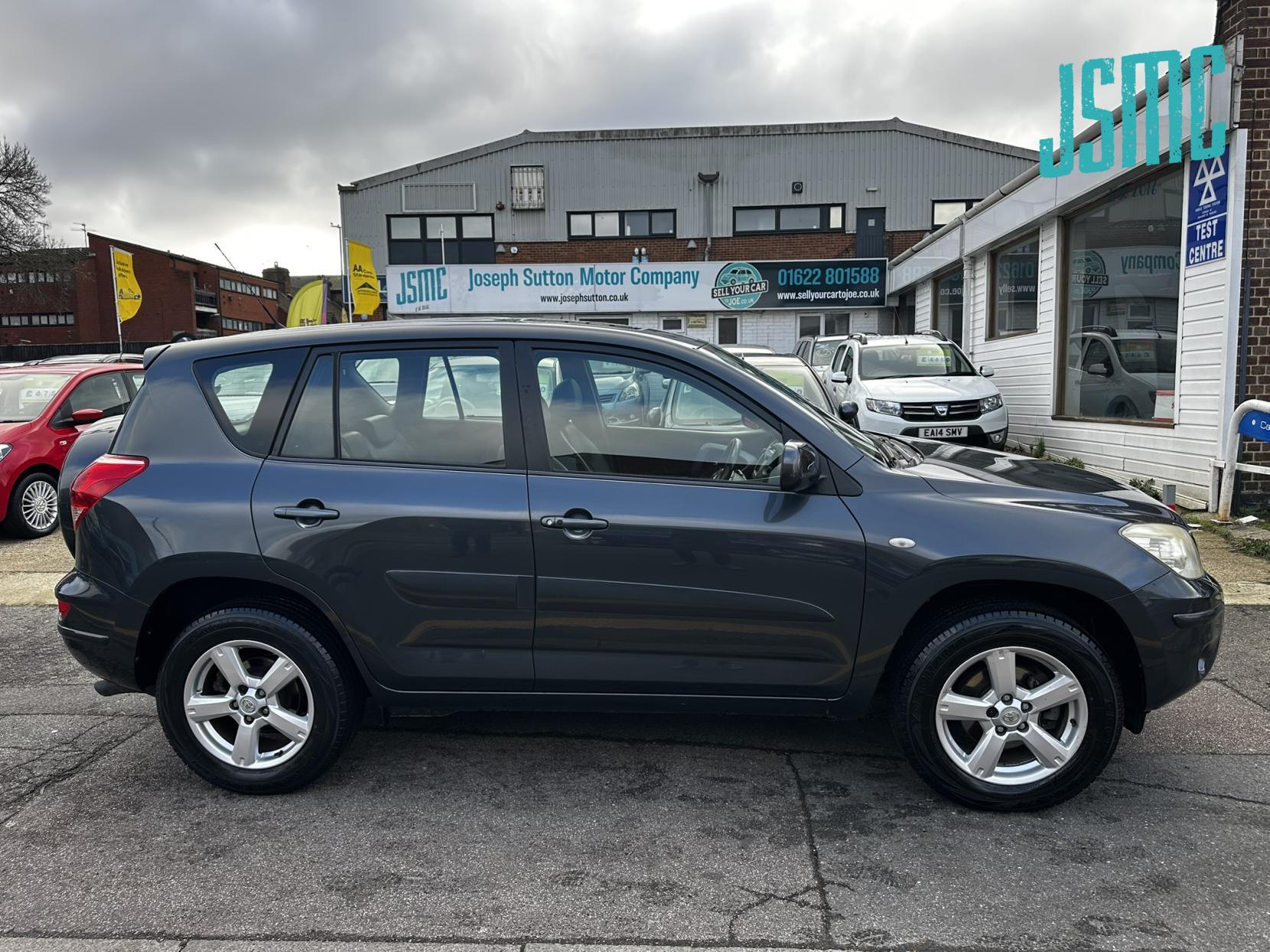 Toyota RAV4 2.0 XT5 SUV 5dr Petrol Manual 4WD (209 g/km, 150 bhp)