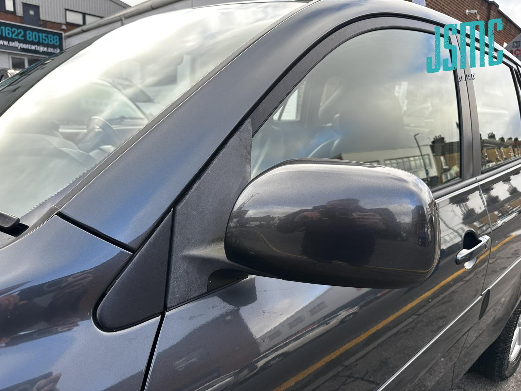 Toyota RAV4 2.0 XT5 SUV 5dr Petrol Manual 4WD (209 g/km, 150 bhp)