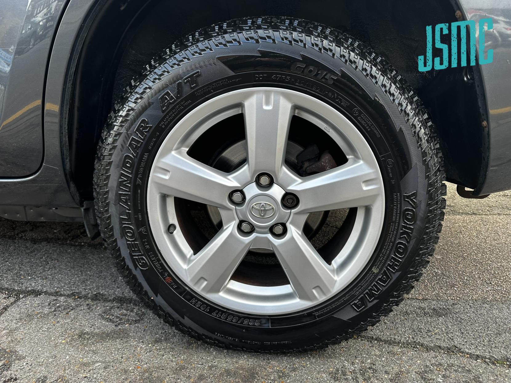 Toyota RAV4 2.0 XT5 SUV 5dr Petrol Manual 4WD (209 g/km, 150 bhp)