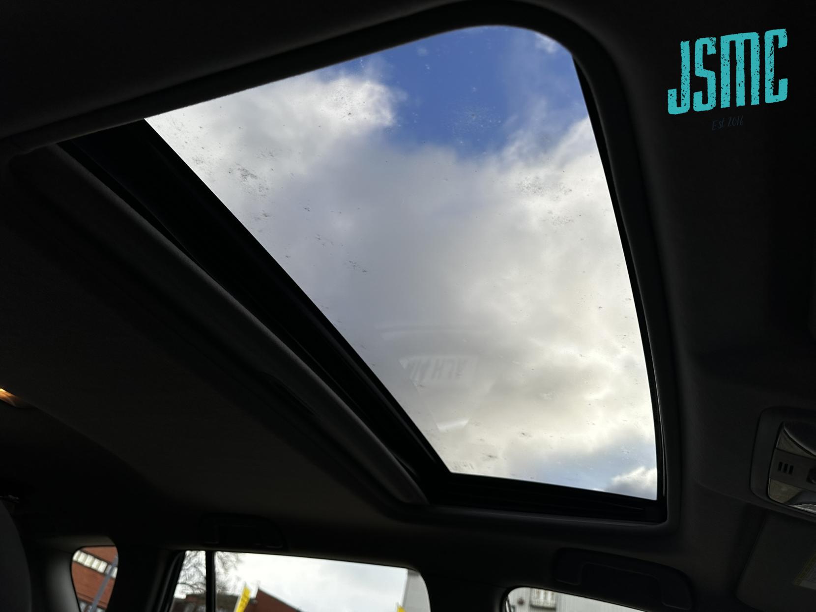 Toyota RAV4 2.0 XT5 SUV 5dr Petrol Manual 4WD (209 g/km, 150 bhp)