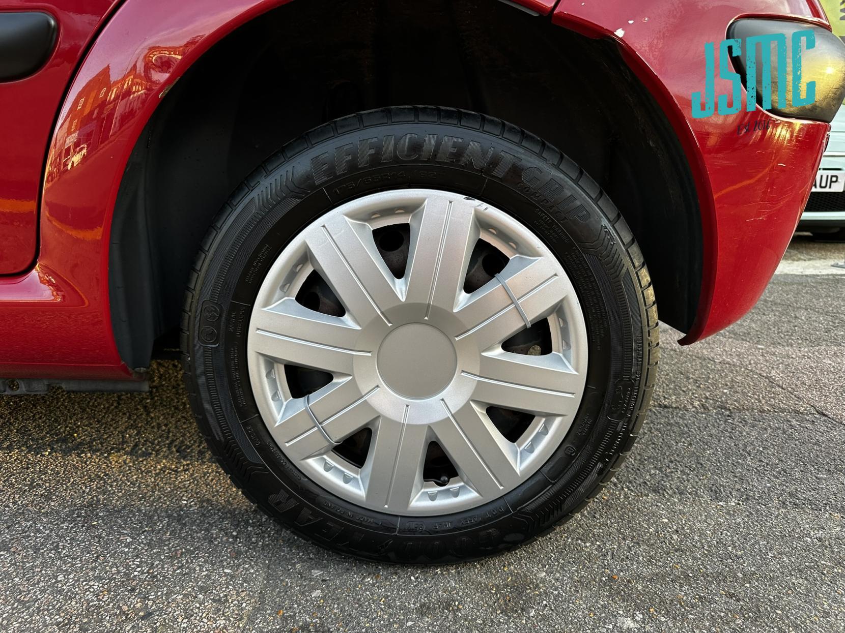 Citroen C3 1.4i Cool Hatchback 5dr Petrol Manual (145 g/km, 72 bhp)