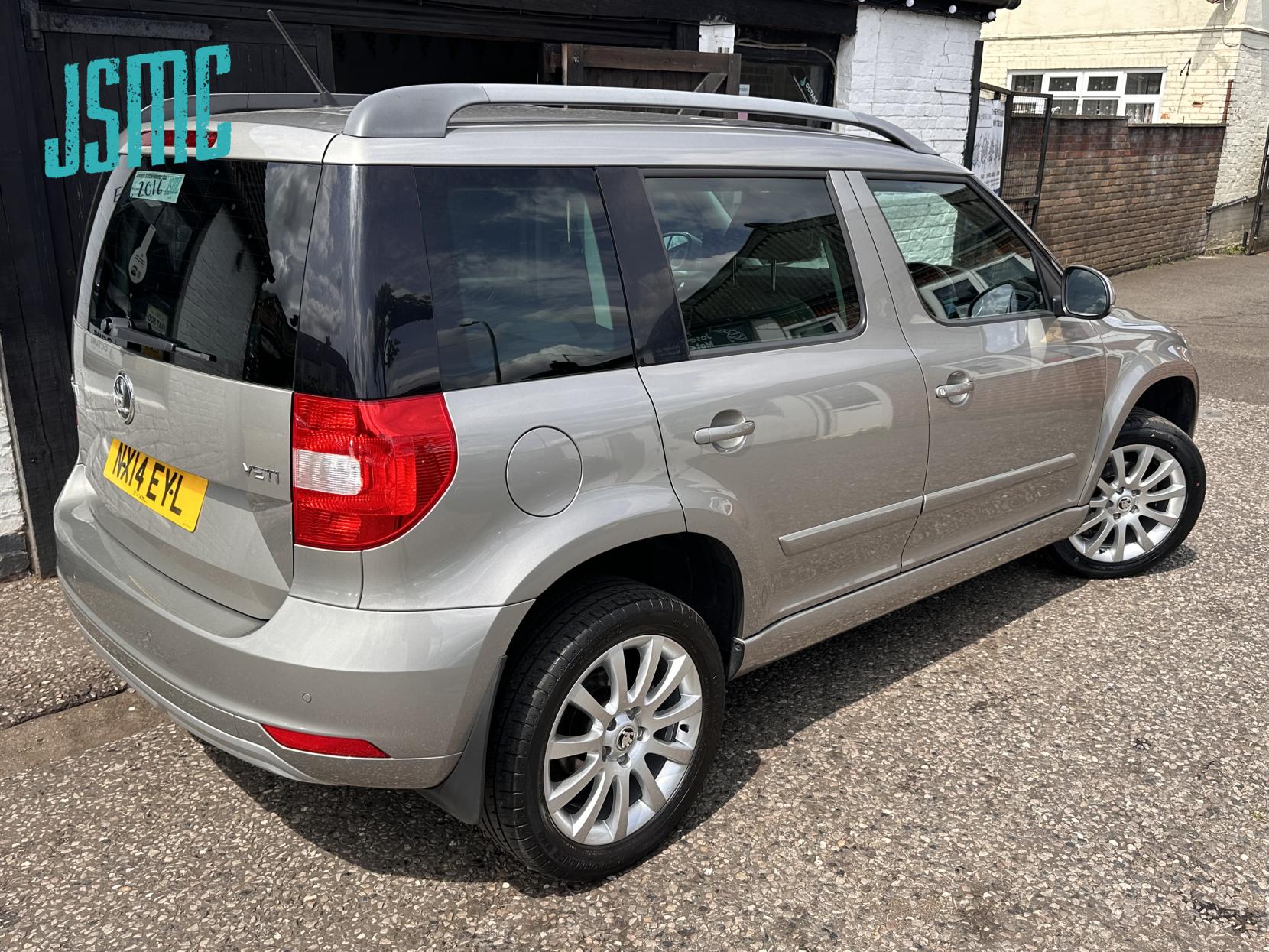 Skoda Yeti 1.2 TSI Elegance SUV 5dr Petrol DSG Euro 5 (105 ps)