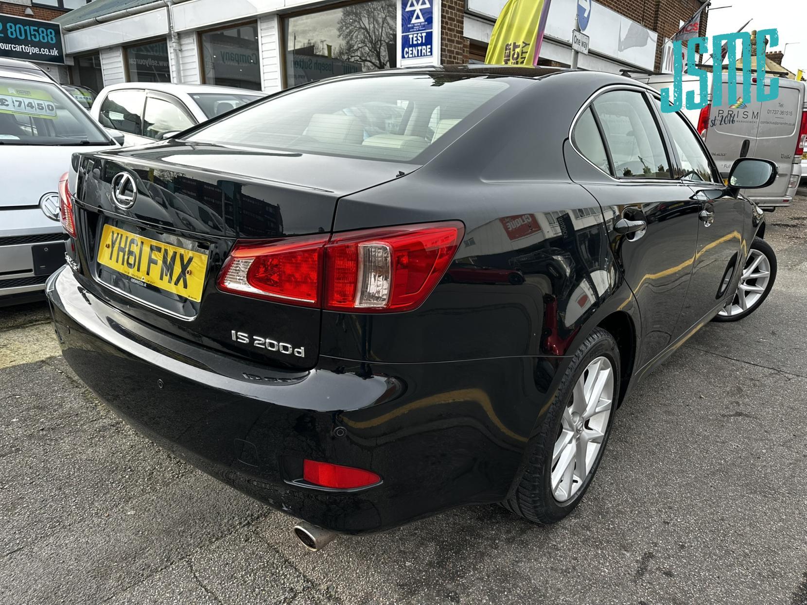 Lexus IS 2.2 200d Advance Saloon 4dr Diesel Manual Euro 5 (150 ps)