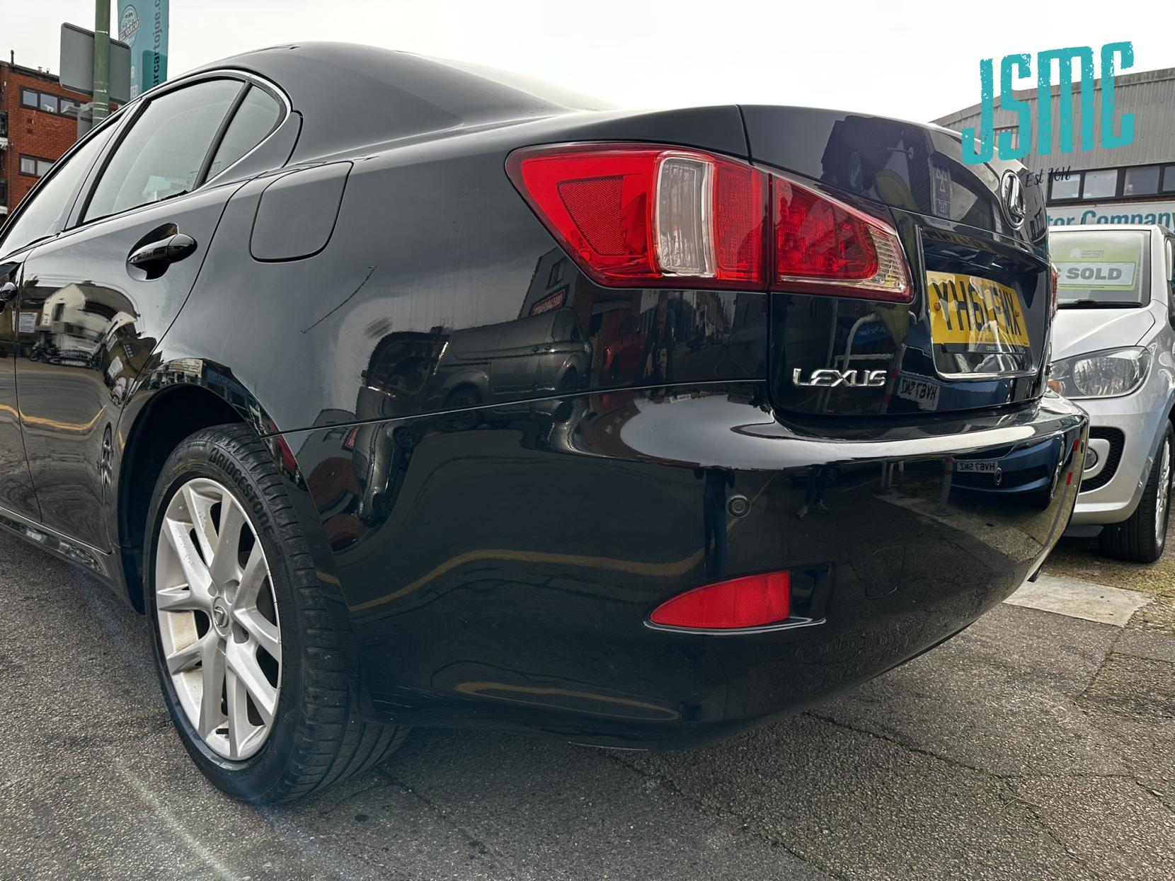 Lexus IS 2.2 200d Advance Saloon 4dr Diesel Manual Euro 5 (150 ps)