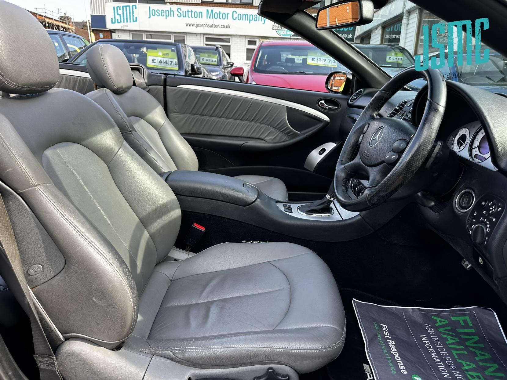 Mercedes-Benz CLK 1.8 CLK200 Kompressor Sport Cabriolet 2dr Petrol Automatic (214 g/km, 184 bhp)