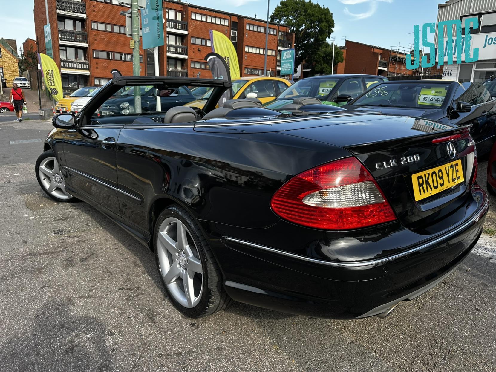 Mercedes-Benz CLK 1.8 CLK200 Kompressor Sport Cabriolet 2dr Petrol Automatic (214 g/km, 184 bhp)