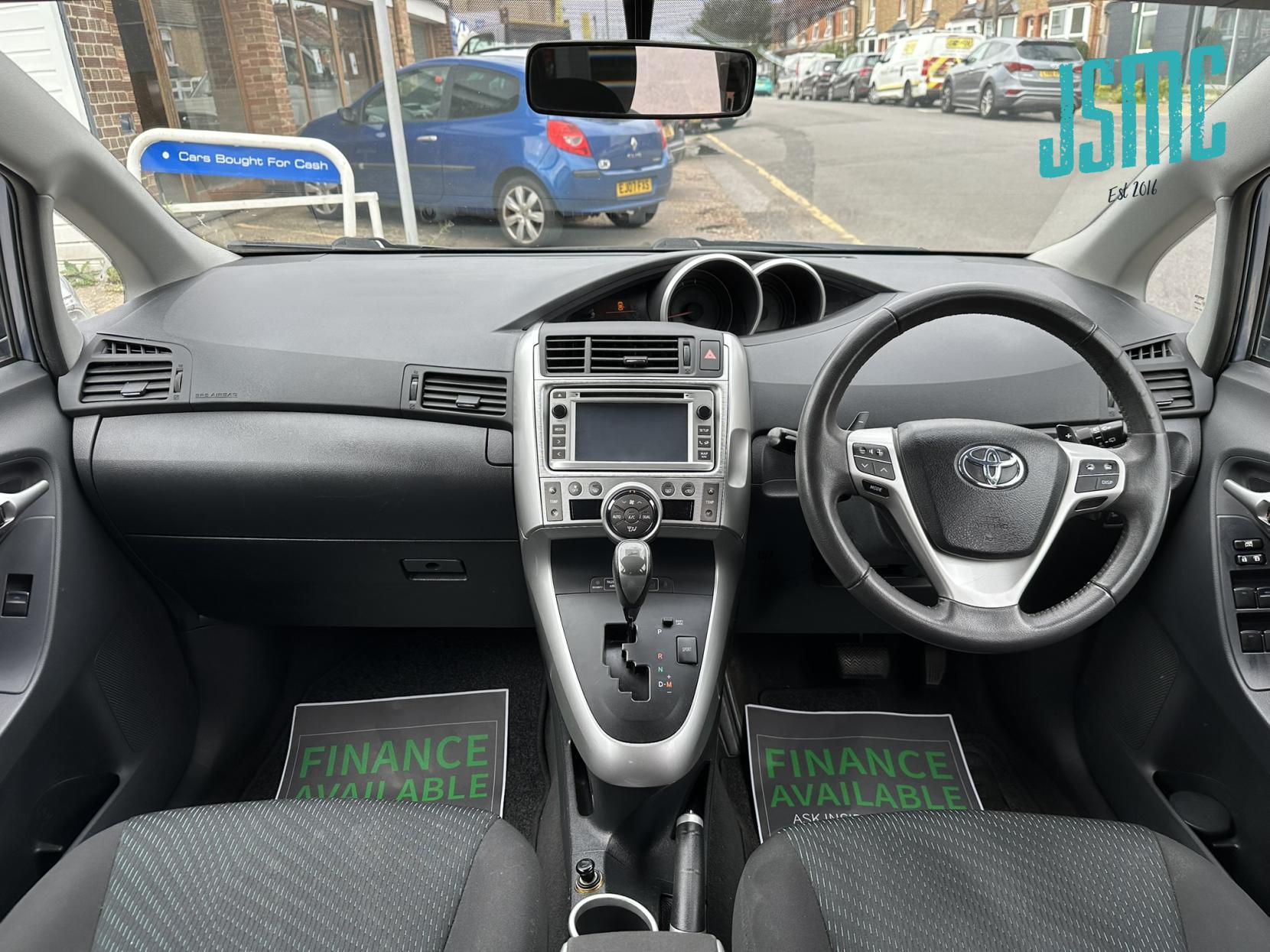 Toyota Verso 1.8 V-Matic TR MPV 5dr Petrol Multidrive S Euro 5 (147 ps)