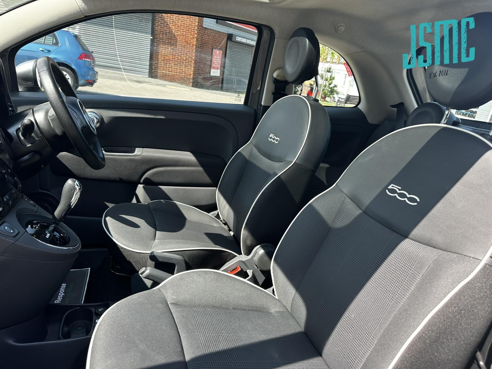 Fiat 500 0.9 TwinAir Lounge Hatchback 3dr Petrol Dualogic Euro 6 (s/s) (85 bhp)
