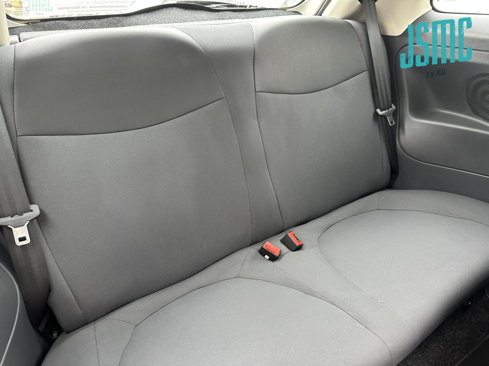 Fiat 500 1.2 Pop Hatchback 3dr Petrol Manual Euro 5 (s/s) (69 bhp)
