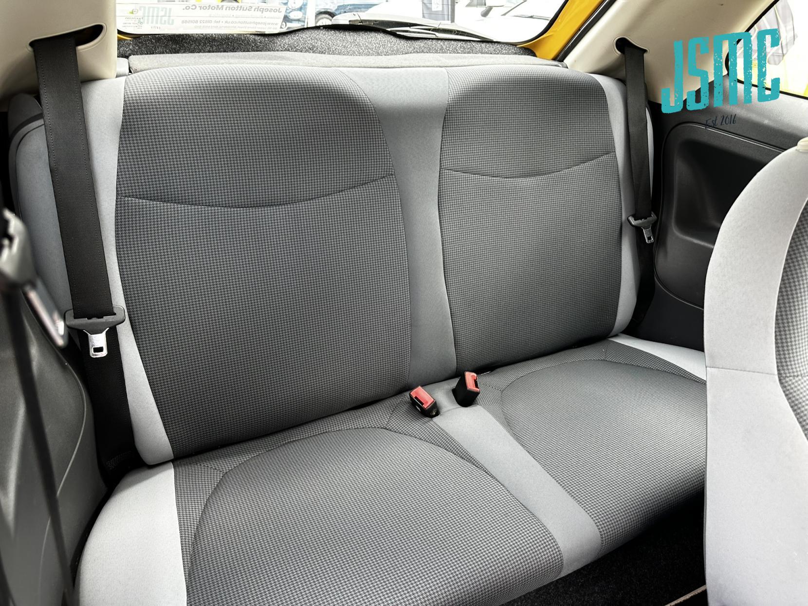 Fiat 500 1.2 Colour Therapy Hatchback 3dr Petrol Manual Euro 6 (s/s) (69 bhp)