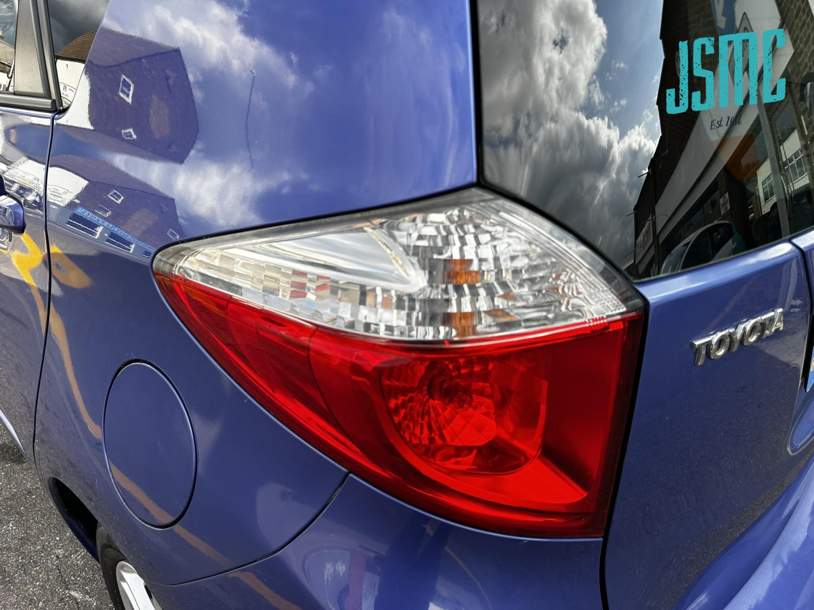 Toyota Verso S 1.33 Dual VVT-i T Spirit MPV 5dr Petrol Manual Euro 5 (98 ps)