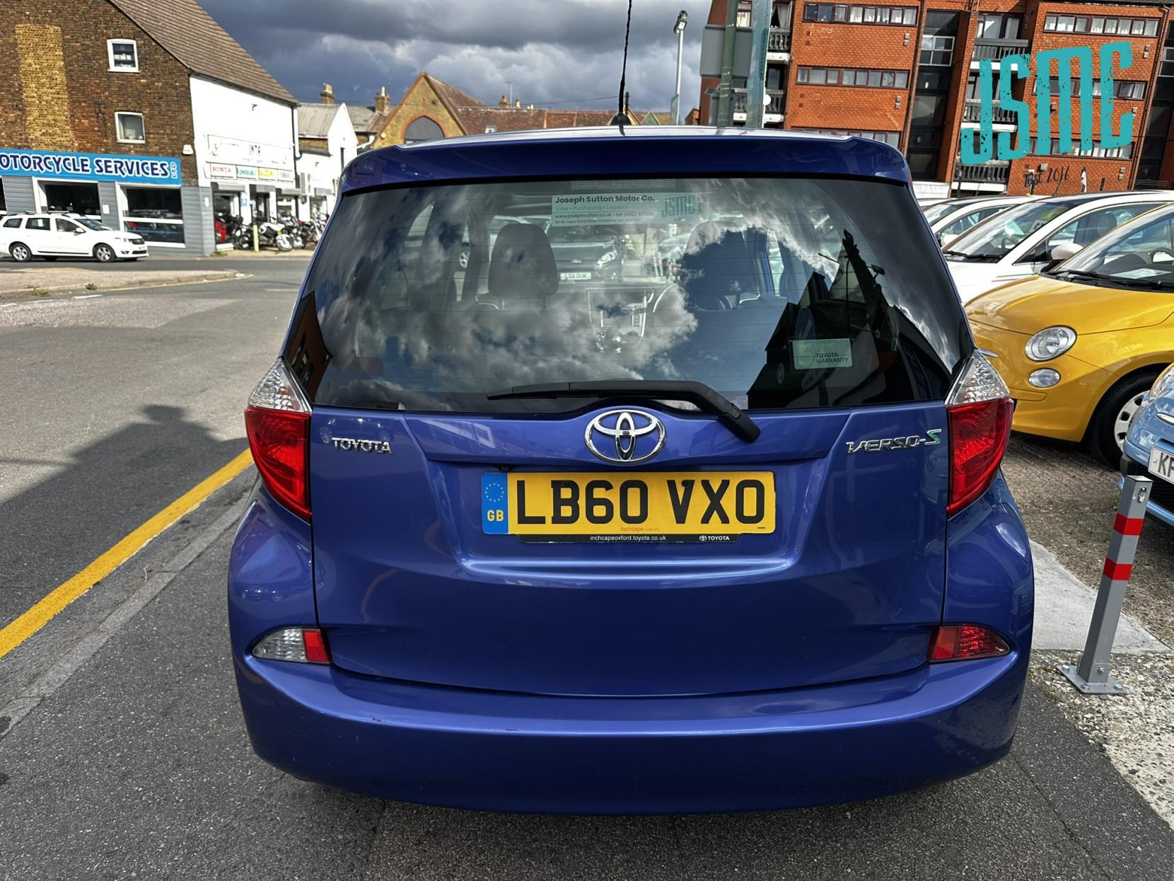 Toyota Verso S 1.33 Dual VVT-i T Spirit MPV 5dr Petrol Manual Euro 5 (98 ps)