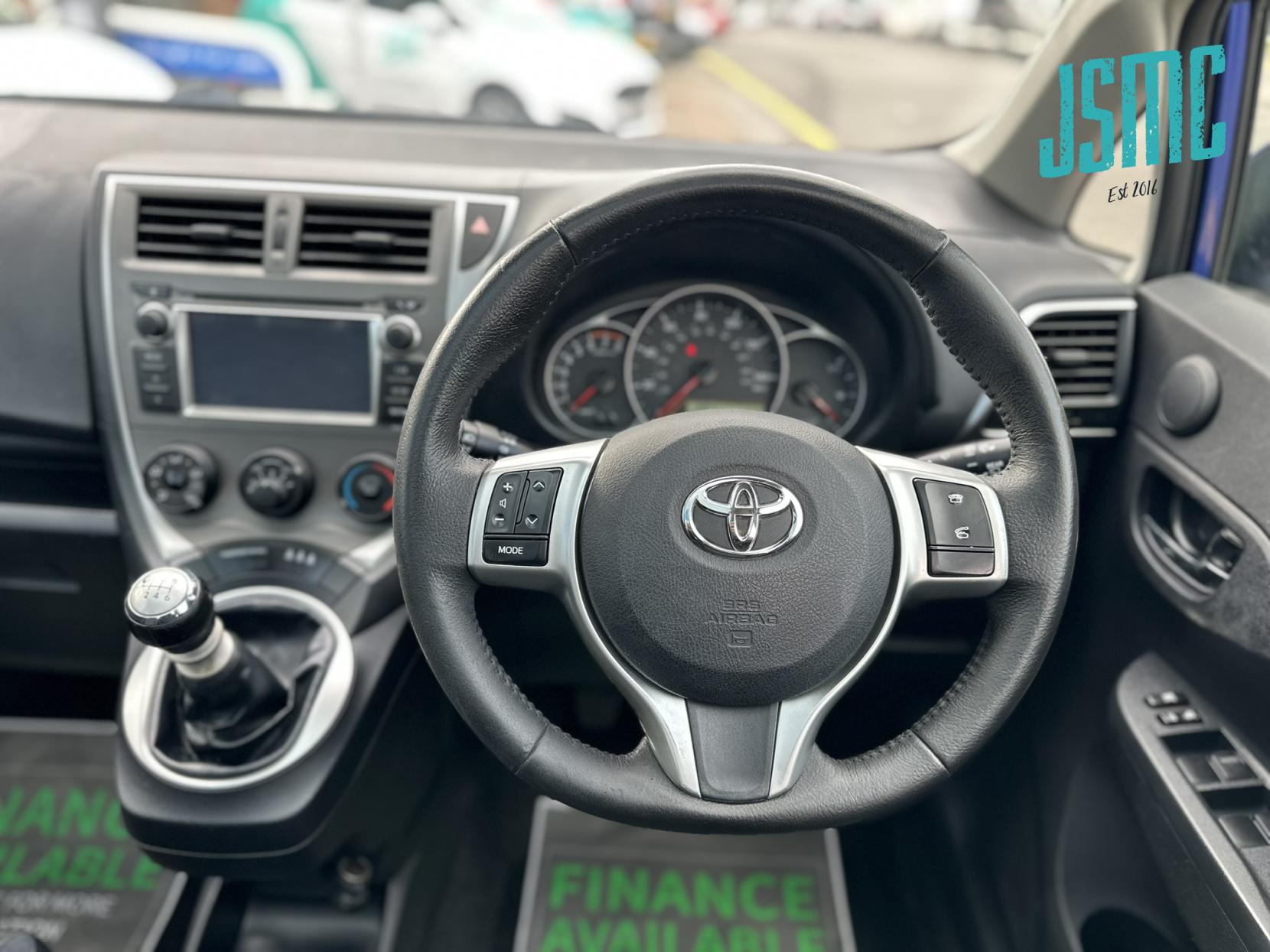 Toyota Verso S 1.33 Dual VVT-i T Spirit MPV 5dr Petrol Manual Euro 5 (98 ps)