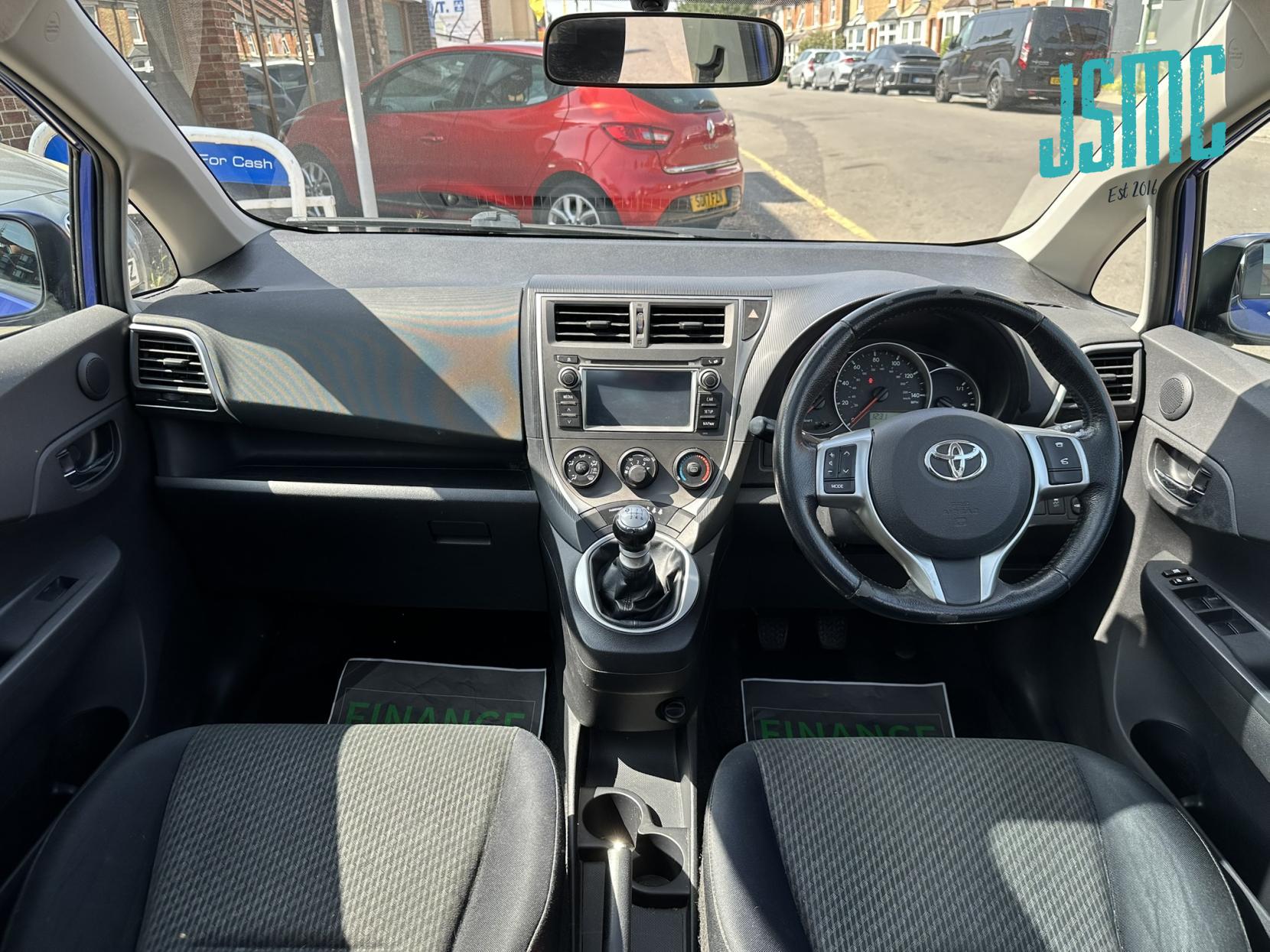 Toyota Verso S 1.33 Dual VVT-i T Spirit MPV 5dr Petrol Manual Euro 5 (98 ps)