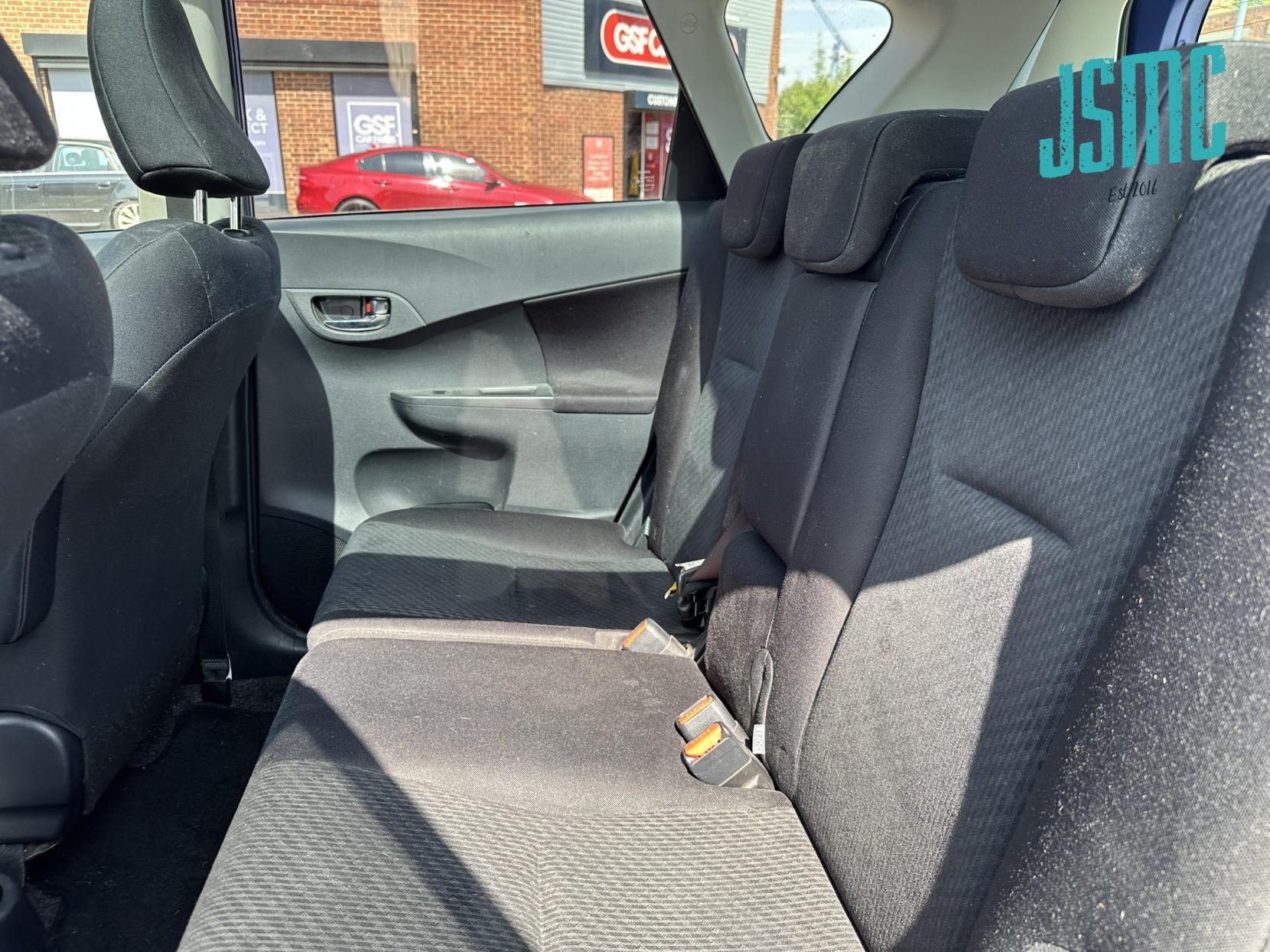Toyota Verso S 1.33 Dual VVT-i T Spirit MPV 5dr Petrol Manual Euro 5 (98 ps)