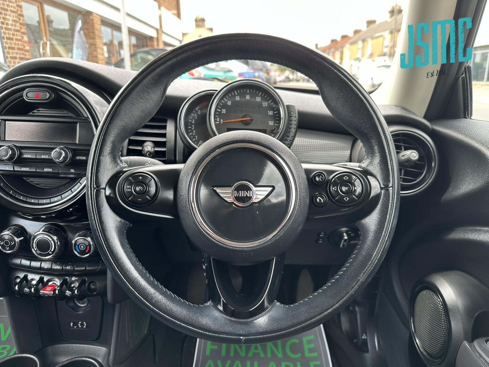 MINI Hatch 1.5 Cooper Hatchback 3dr Petrol Manual Euro 6 (s/s) (136 ps)
