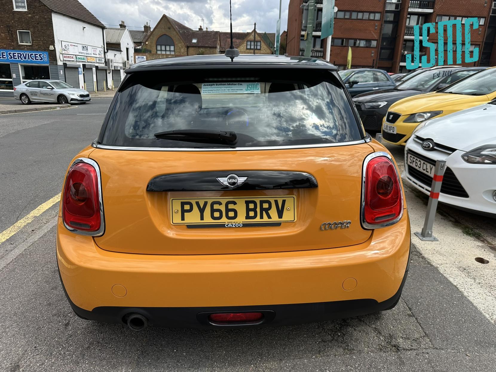 MINI Hatch 1.5 Cooper Hatchback 3dr Petrol Manual Euro 6 (s/s) (136 ps)