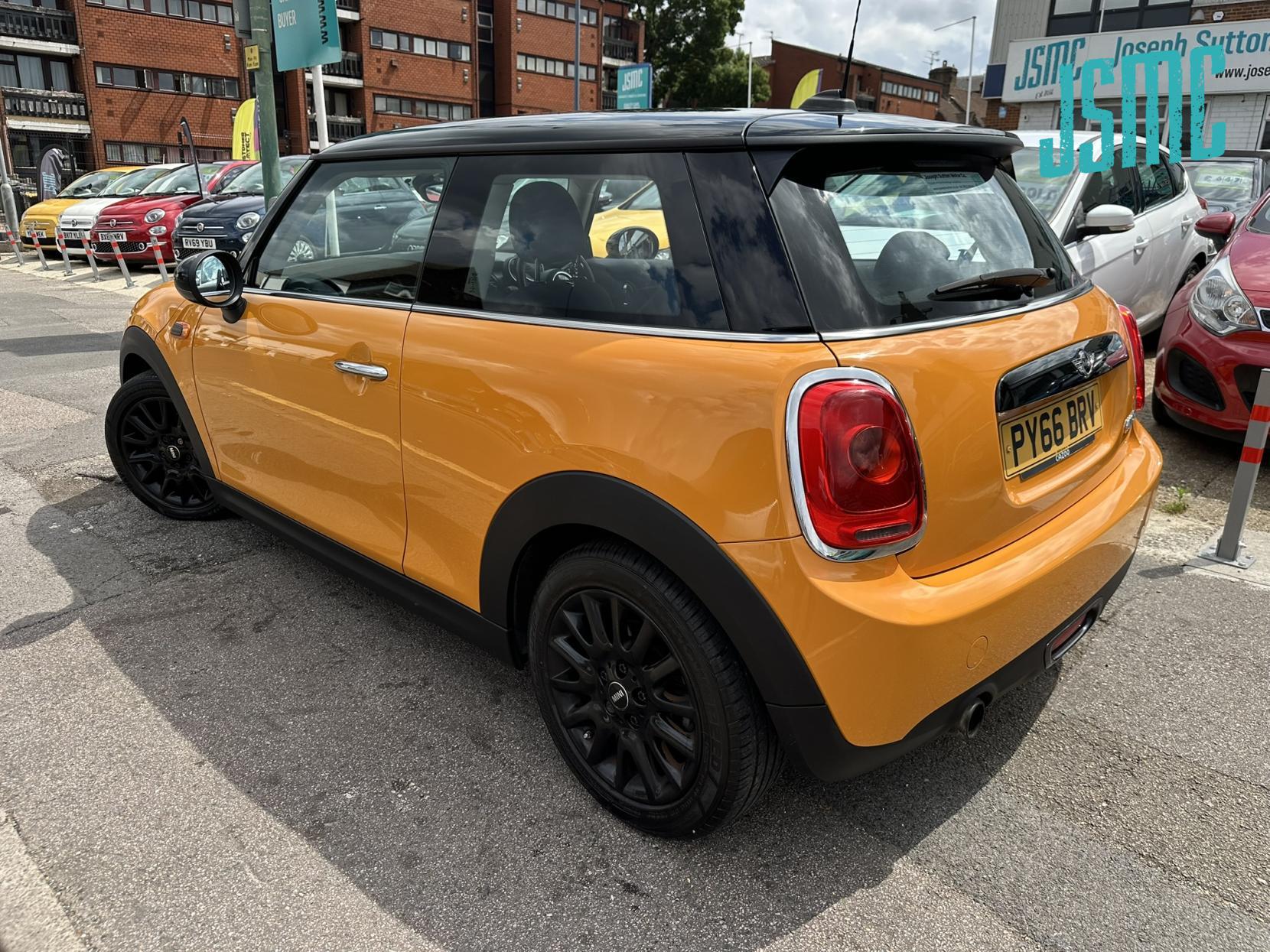 MINI Hatch 1.5 Cooper Hatchback 3dr Petrol Manual Euro 6 (s/s) (136 ps)