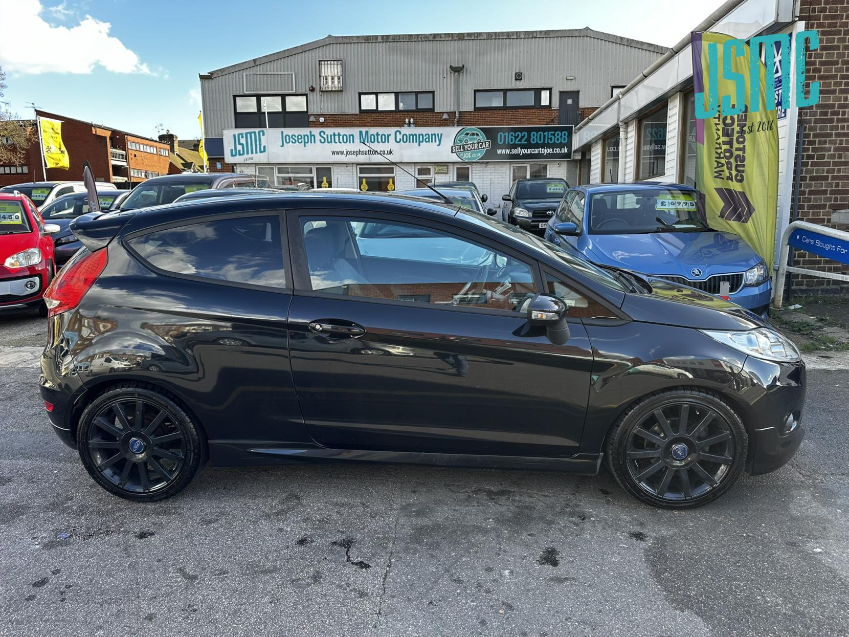 Ford Fiesta 1.6 Zetec S Hatchback 3dr Petrol Manual (139 g/km, 118 bhp)