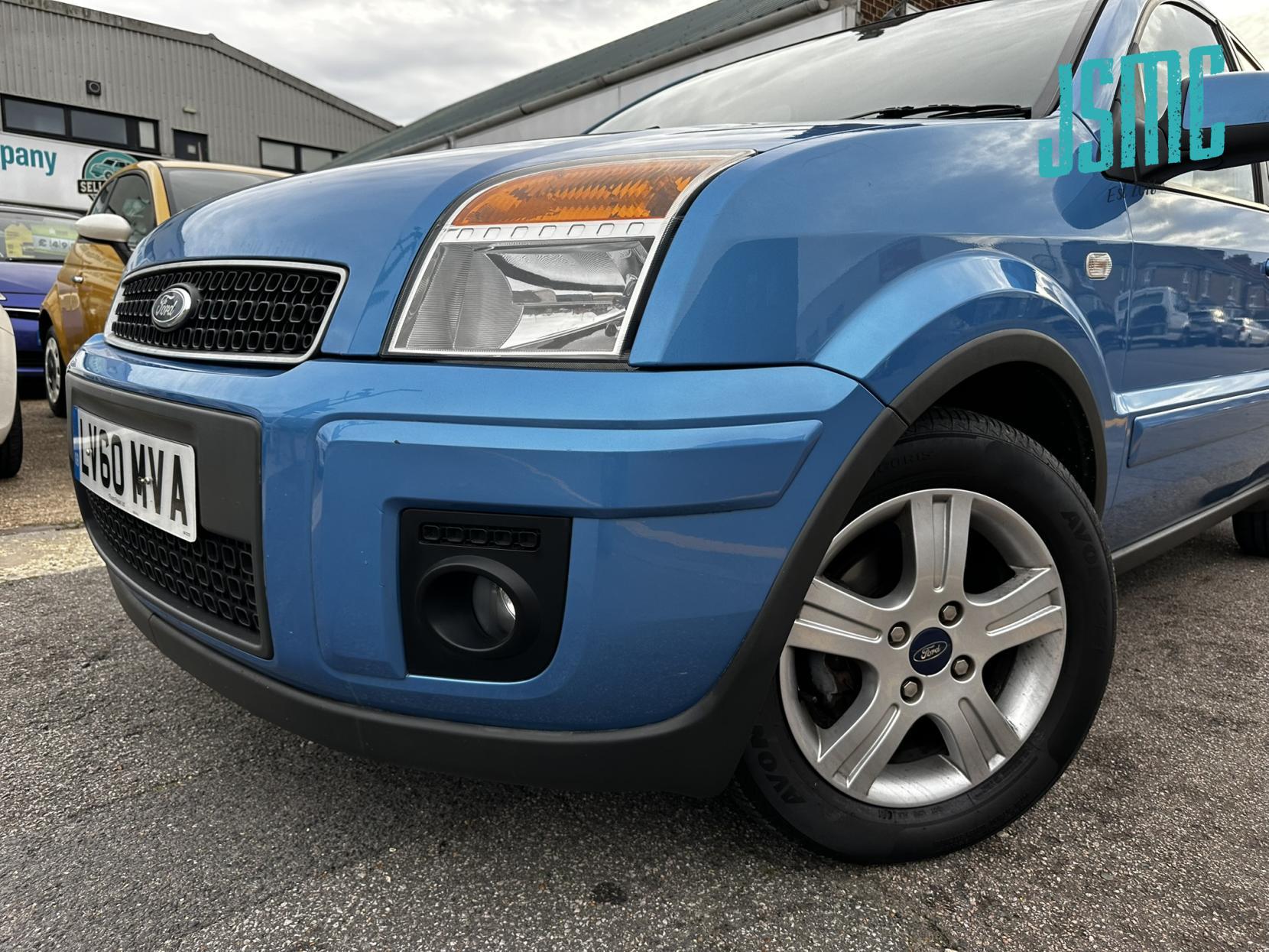 Ford Fusion 1.4 Zetec Hatchback 5dr Petrol Manual (154 g/km, 79 bhp)