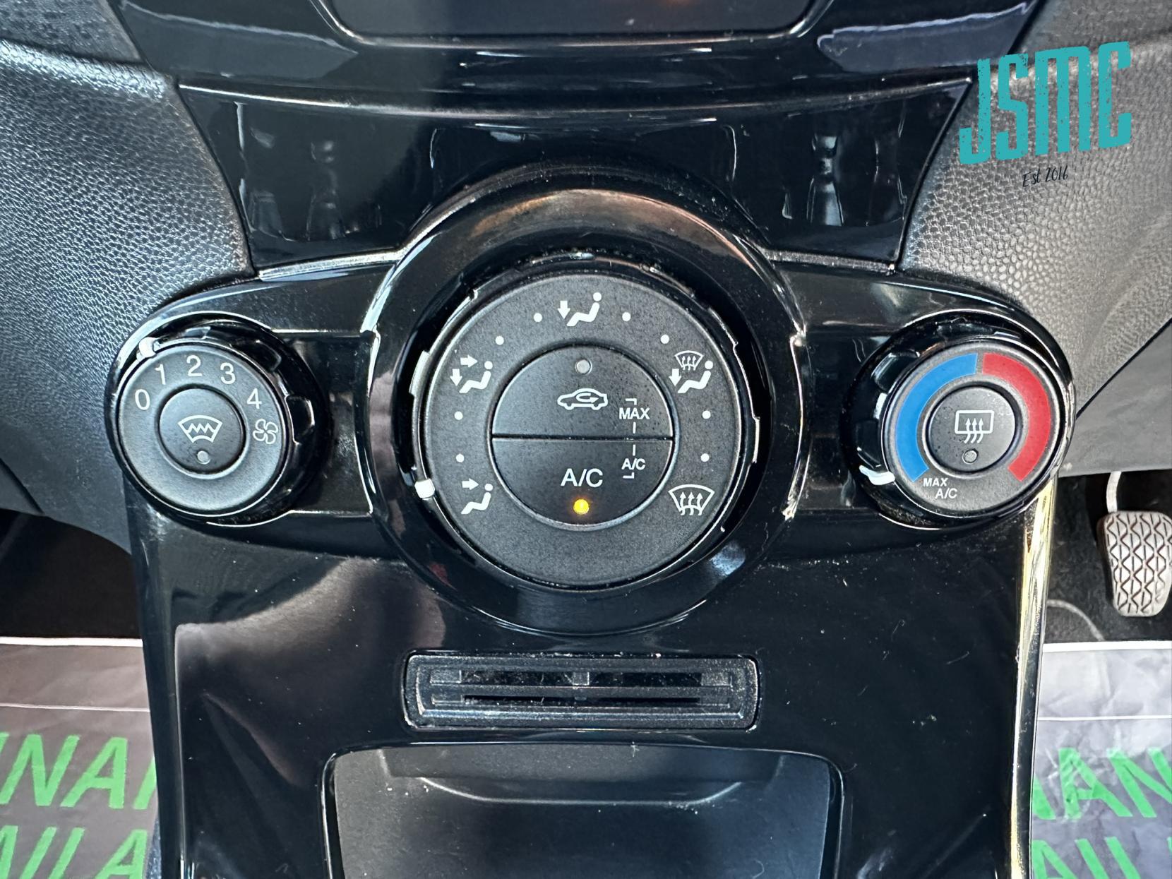 Ford Fiesta 1.25 Zetec Hatchback 3dr Petrol Manual Euro 6 (82 ps)