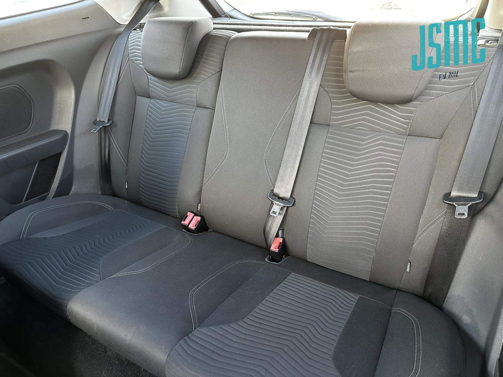 Ford Fiesta 1.25 Zetec Hatchback 3dr Petrol Manual Euro 6 (82 ps)