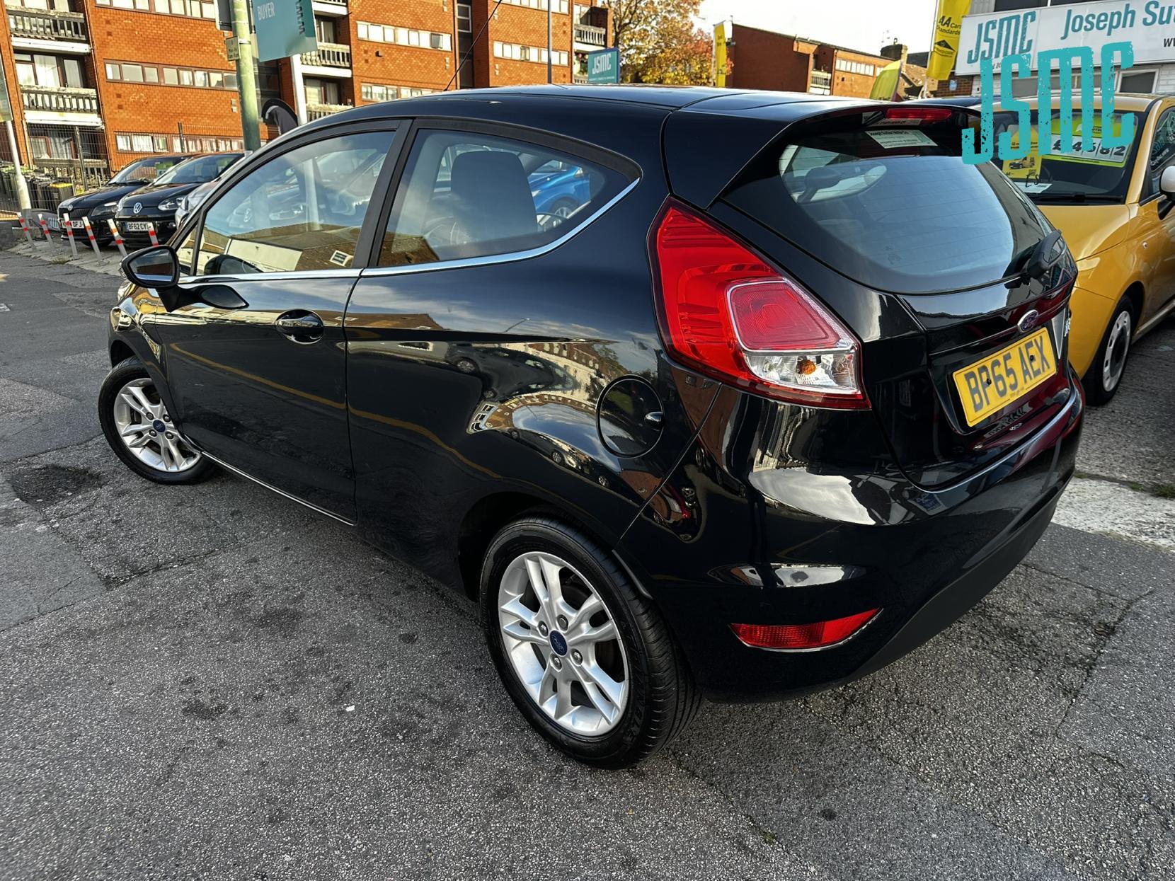Ford Fiesta 1.25 Zetec Hatchback 3dr Petrol Manual Euro 6 (82 ps)