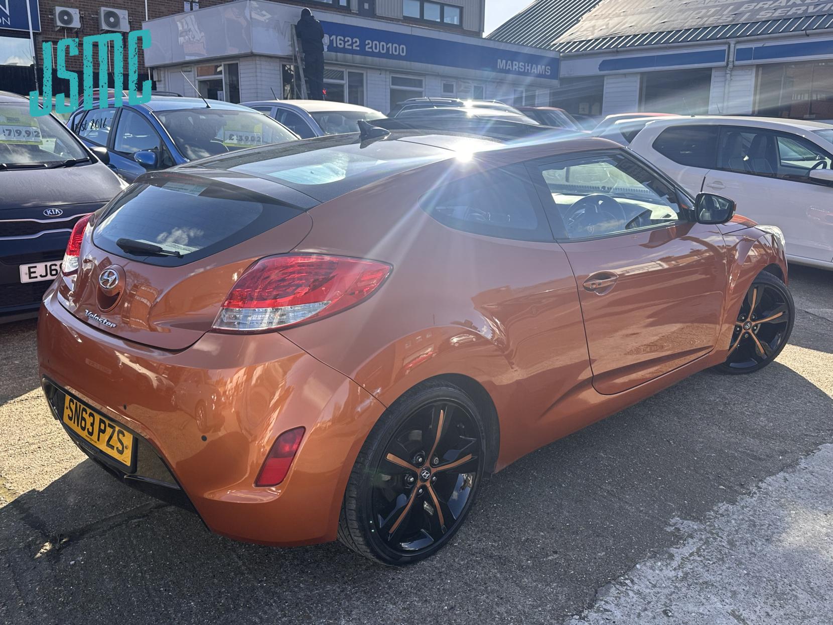 Hyundai Veloster 1.6 GDi Sport Hatchback 4dr Petrol Manual Euro 5 (140 ps)