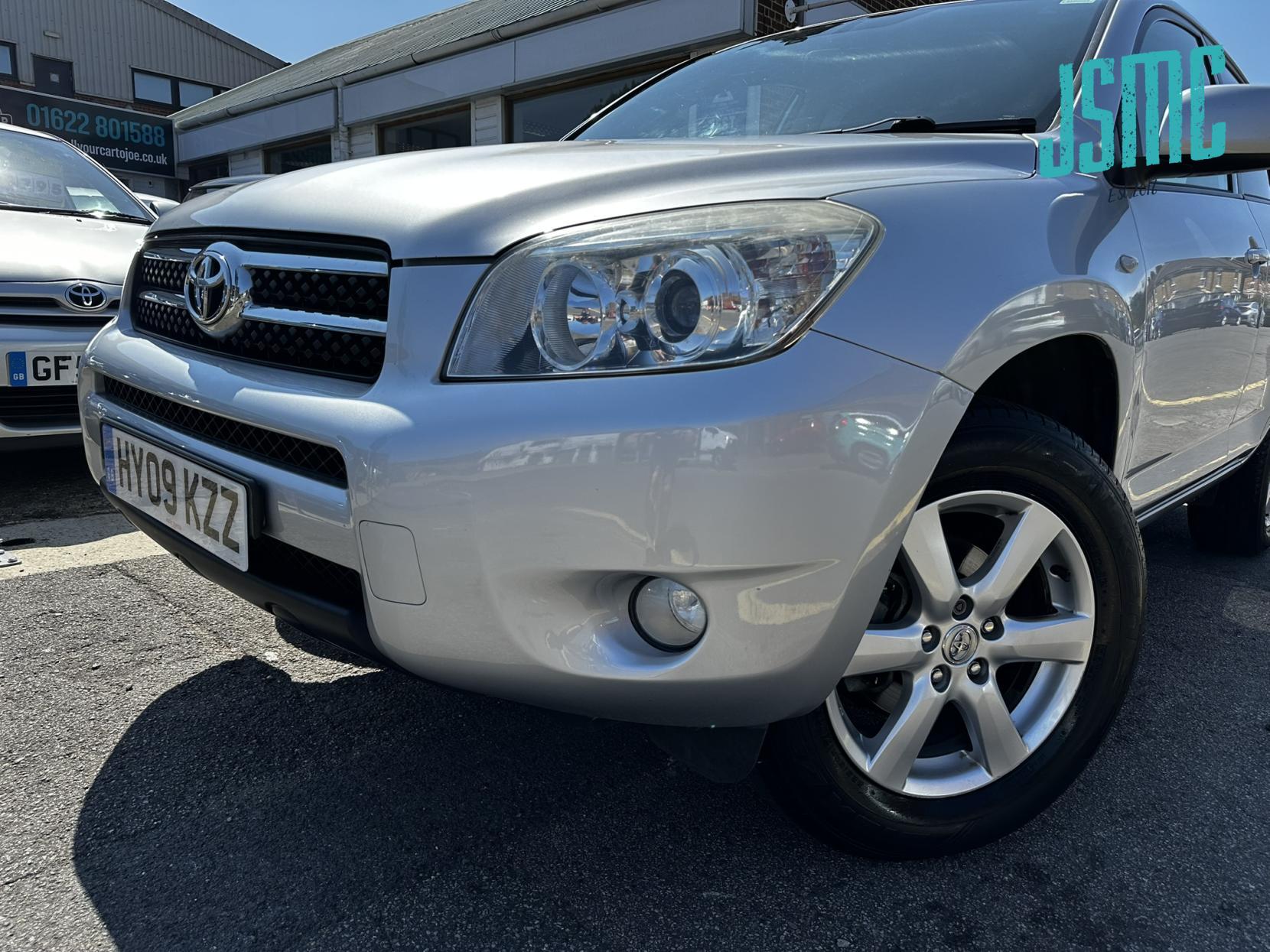 Toyota RAV4 2.0 XT-R SUV 5dr Petrol Manual 4WD (202 g/km, 150 bhp)