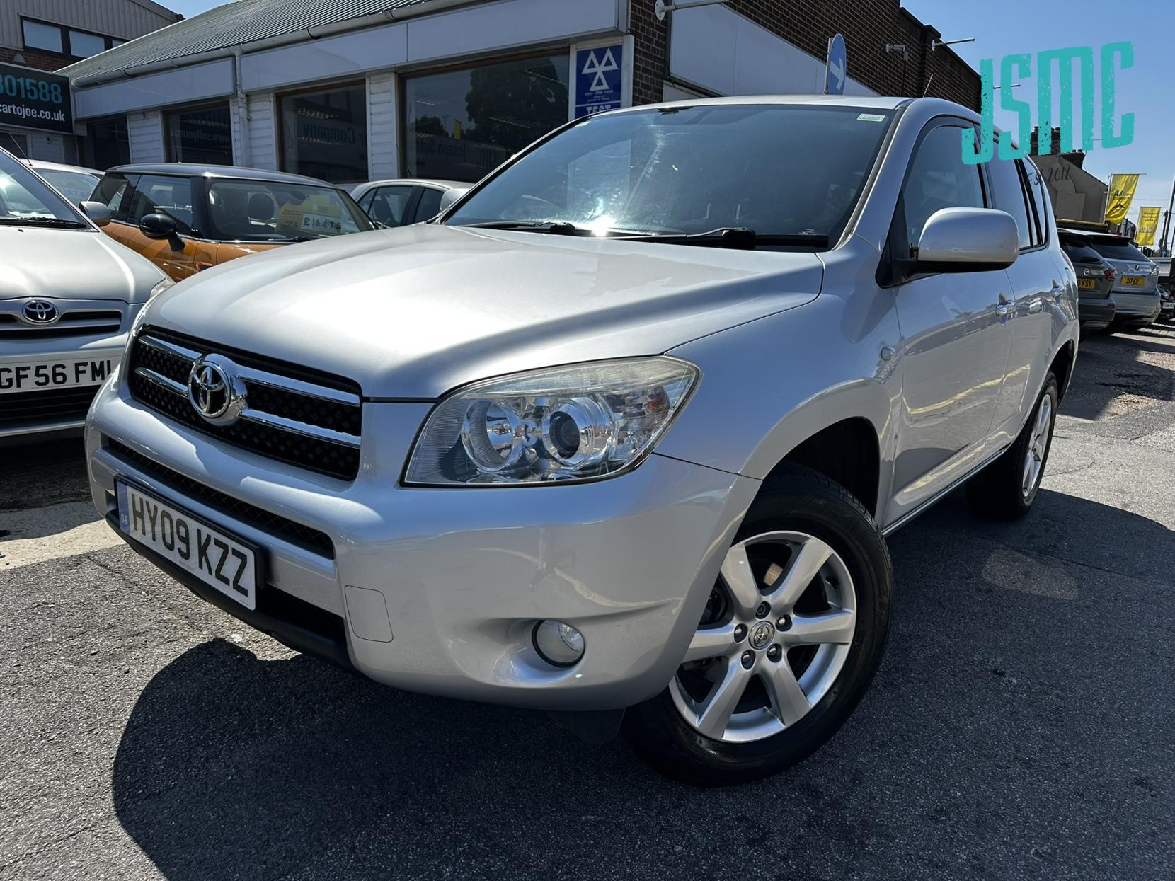 Toyota RAV4 2.0 XT-R SUV 5dr Petrol Manual 4WD (202 g/km, 150 bhp)