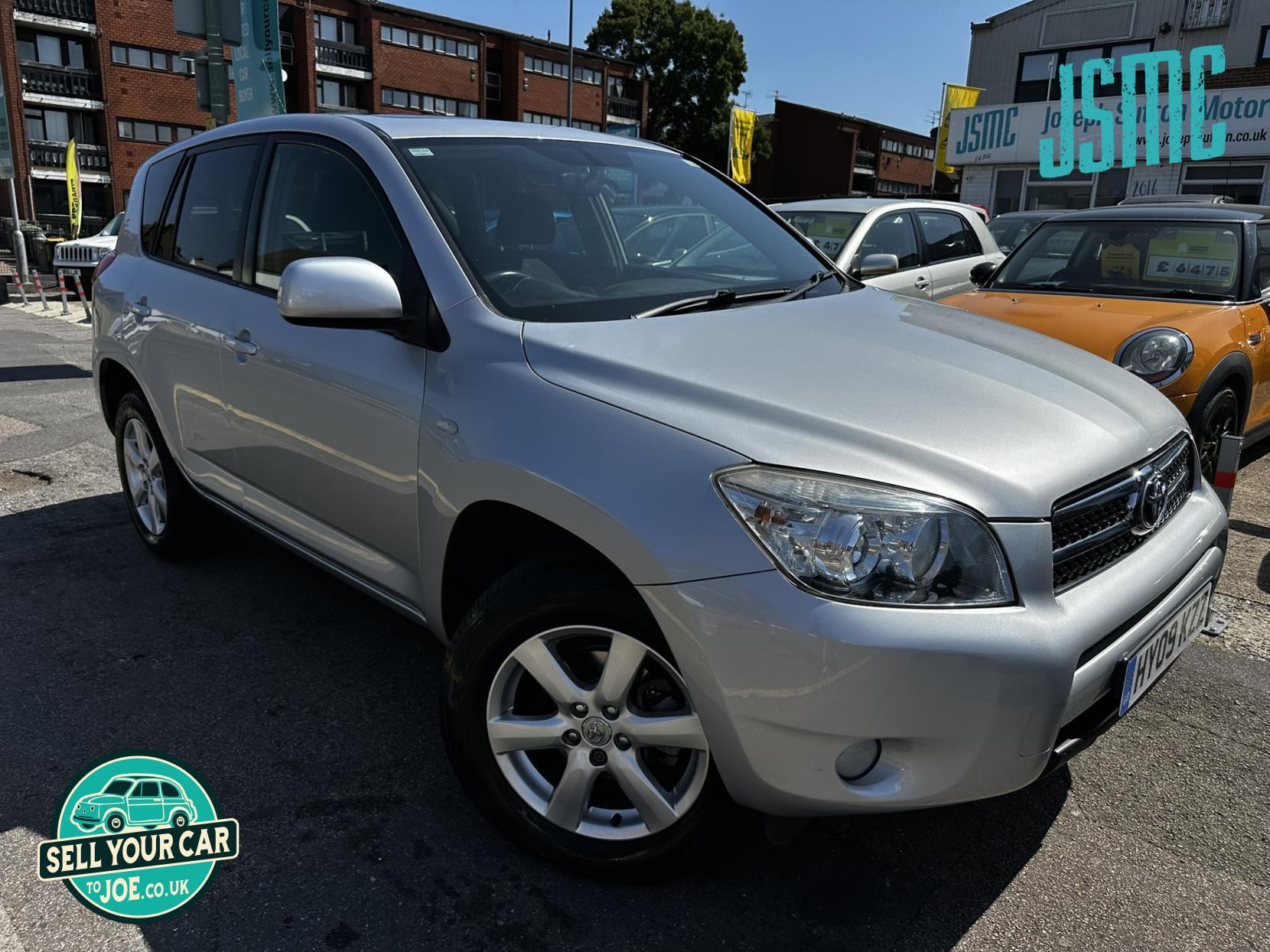 Toyota RAV4 2.0 XT-R SUV 5dr Petrol Manual 4WD (202 g/km, 150 bhp)