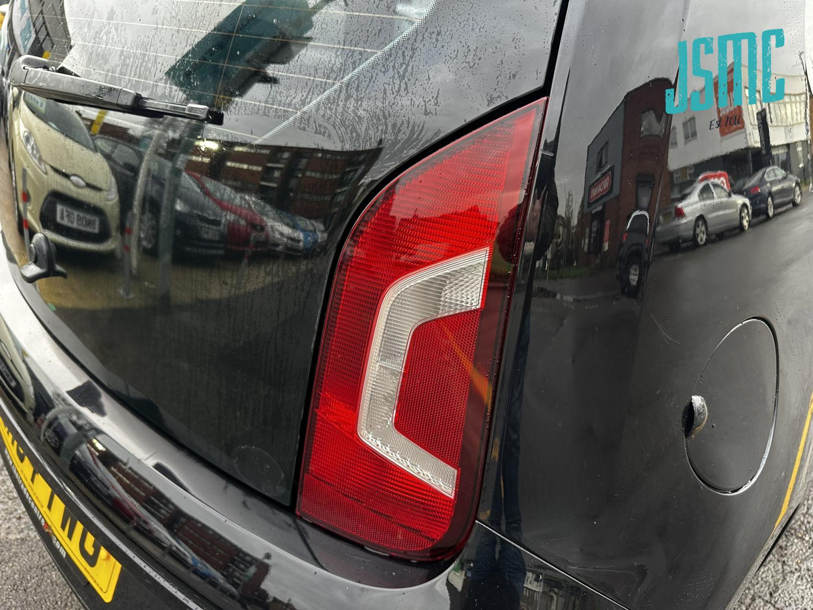 Volkswagen up! 1.0 High up! Hatchback 3dr Petrol Manual Euro 5 (75 ps)