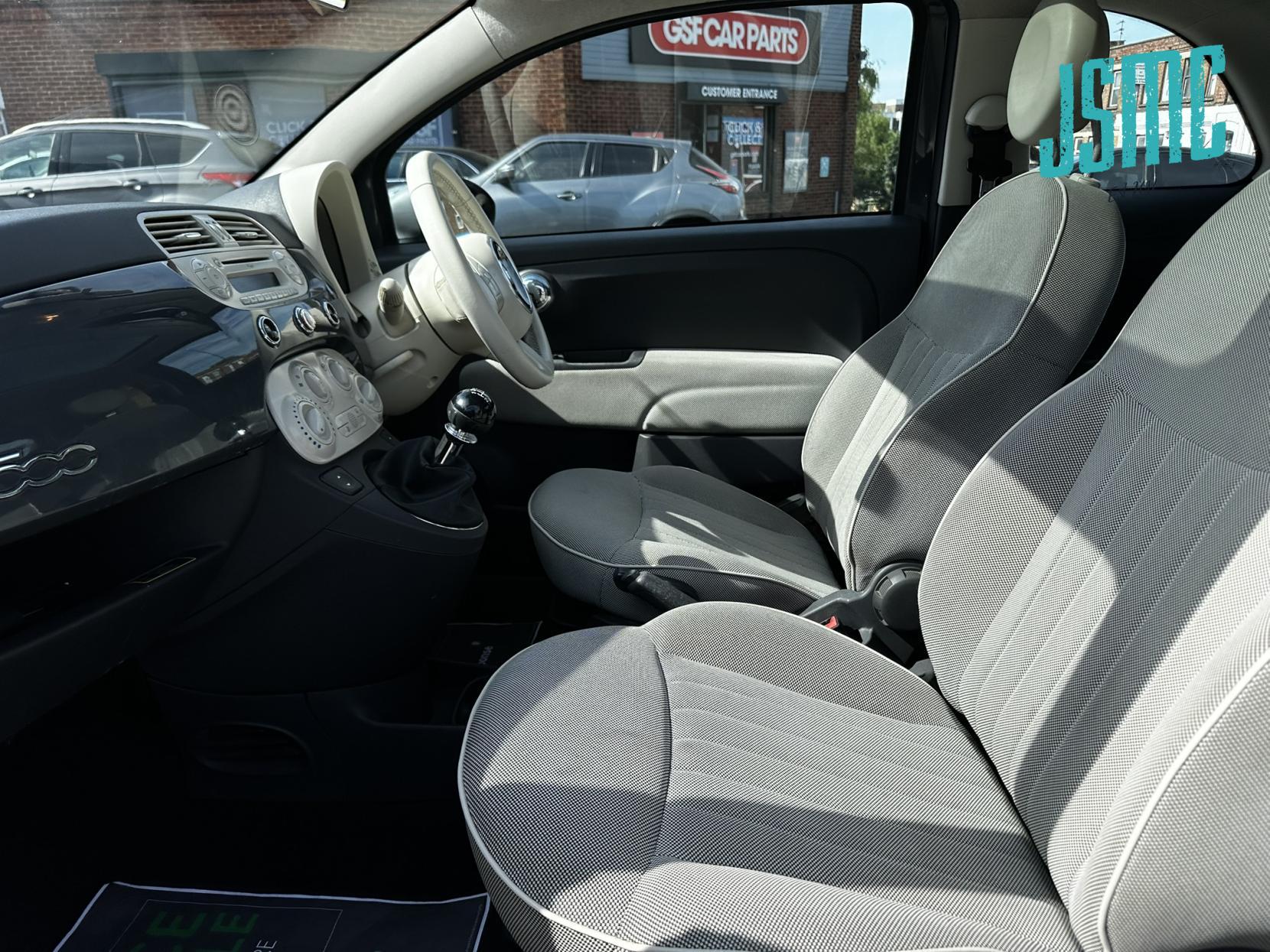 Fiat 500 1.2 Lounge Hatchback 3dr Petrol Manual Euro 4 (69 bhp)
