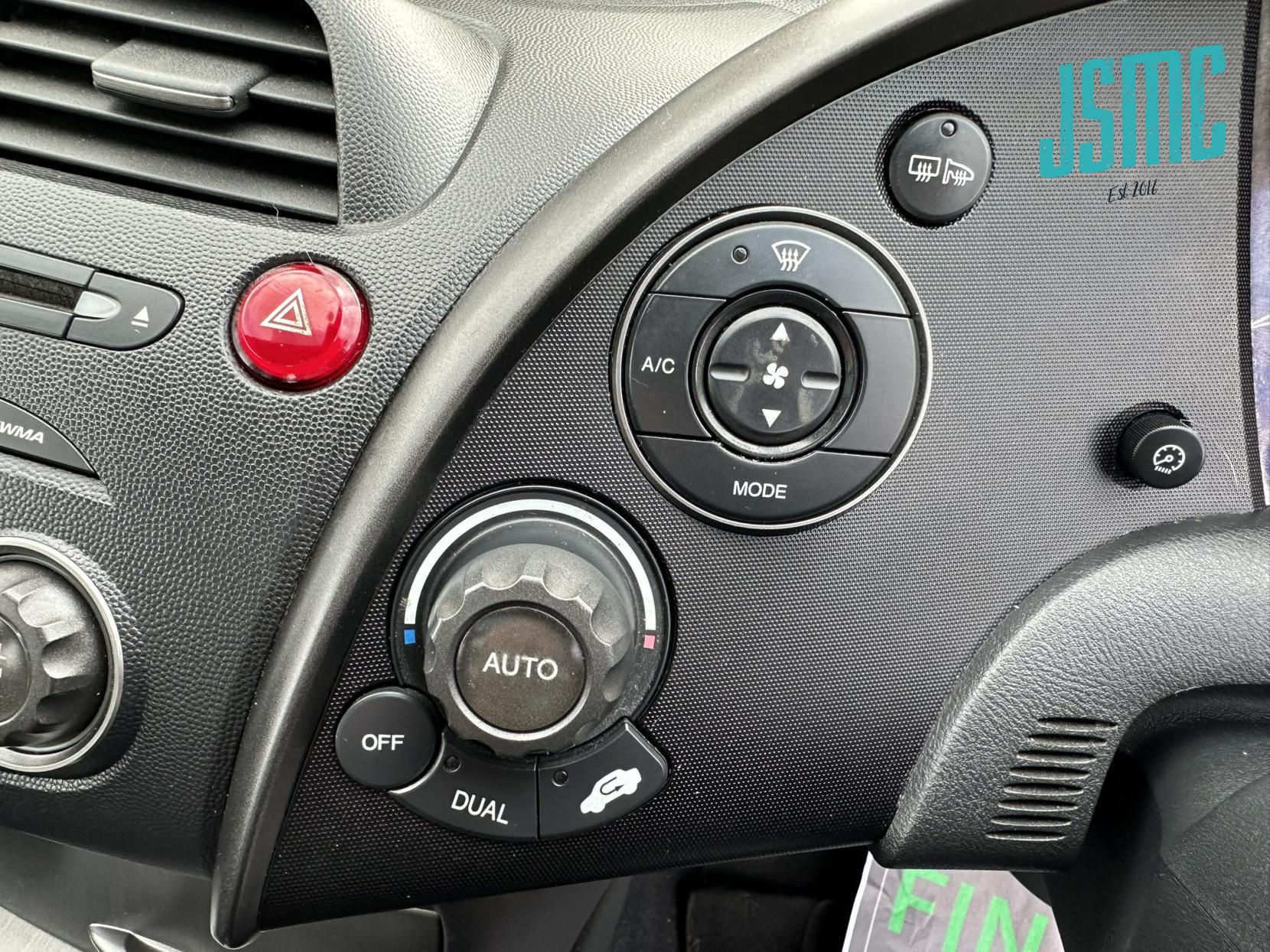 Honda Civic 1.8 i-VTEC ES Hatchback 5dr Petrol Manual (155 g/km, 138 bhp)