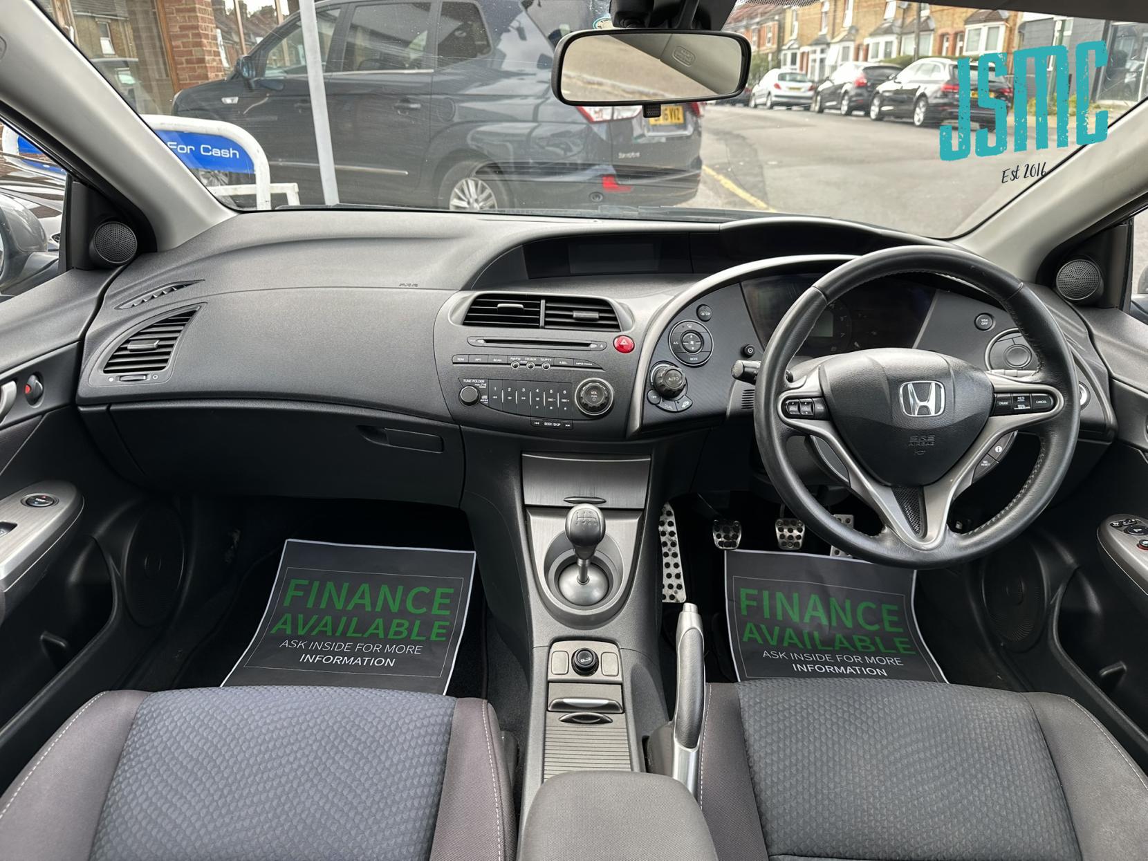 Honda Civic 1.8 i-VTEC ES Hatchback 5dr Petrol Manual (155 g/km, 138 bhp)