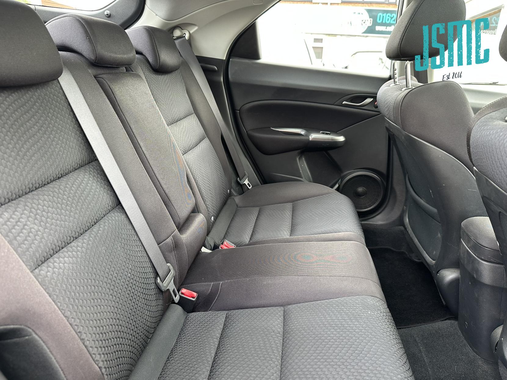 Honda Civic 1.8 i-VTEC ES Hatchback 5dr Petrol Manual (155 g/km, 138 bhp)