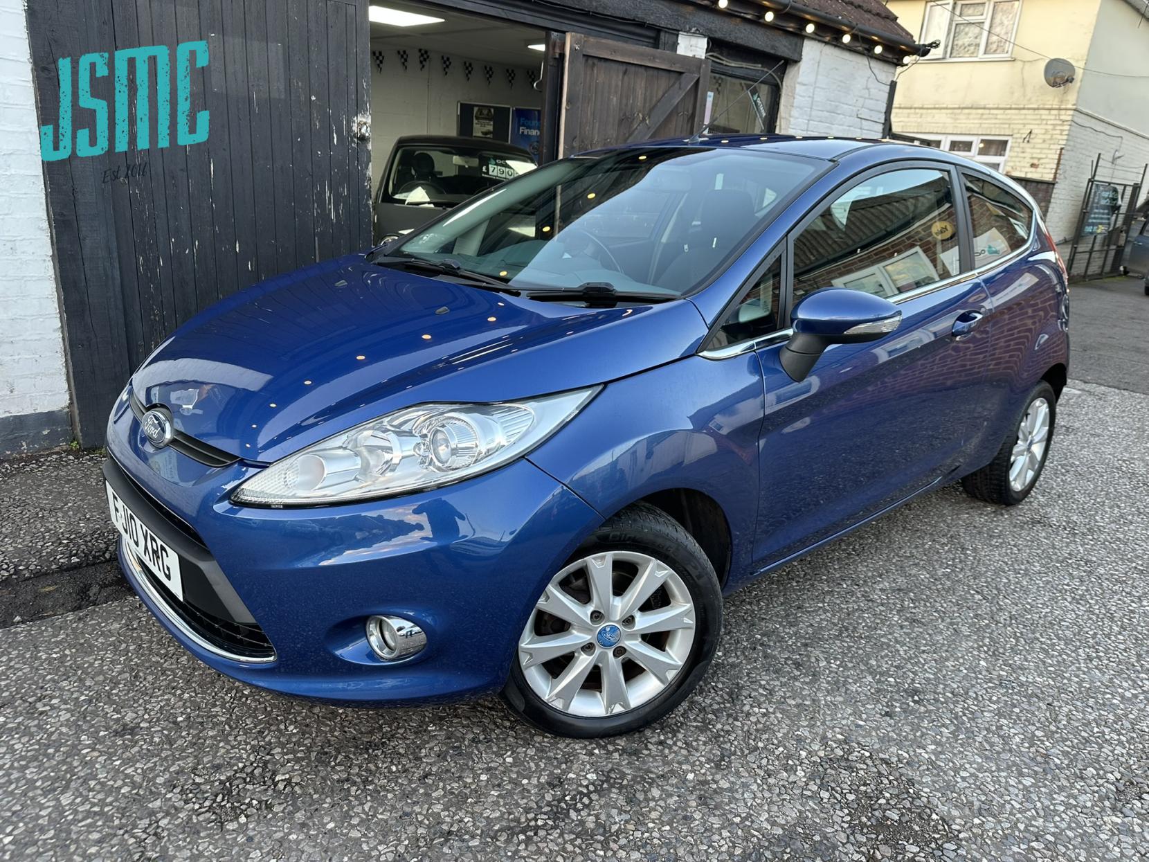 Ford Fiesta 1.4 Zetec Hatchback 3dr Petrol Manual (133 g/km, 94 bhp)