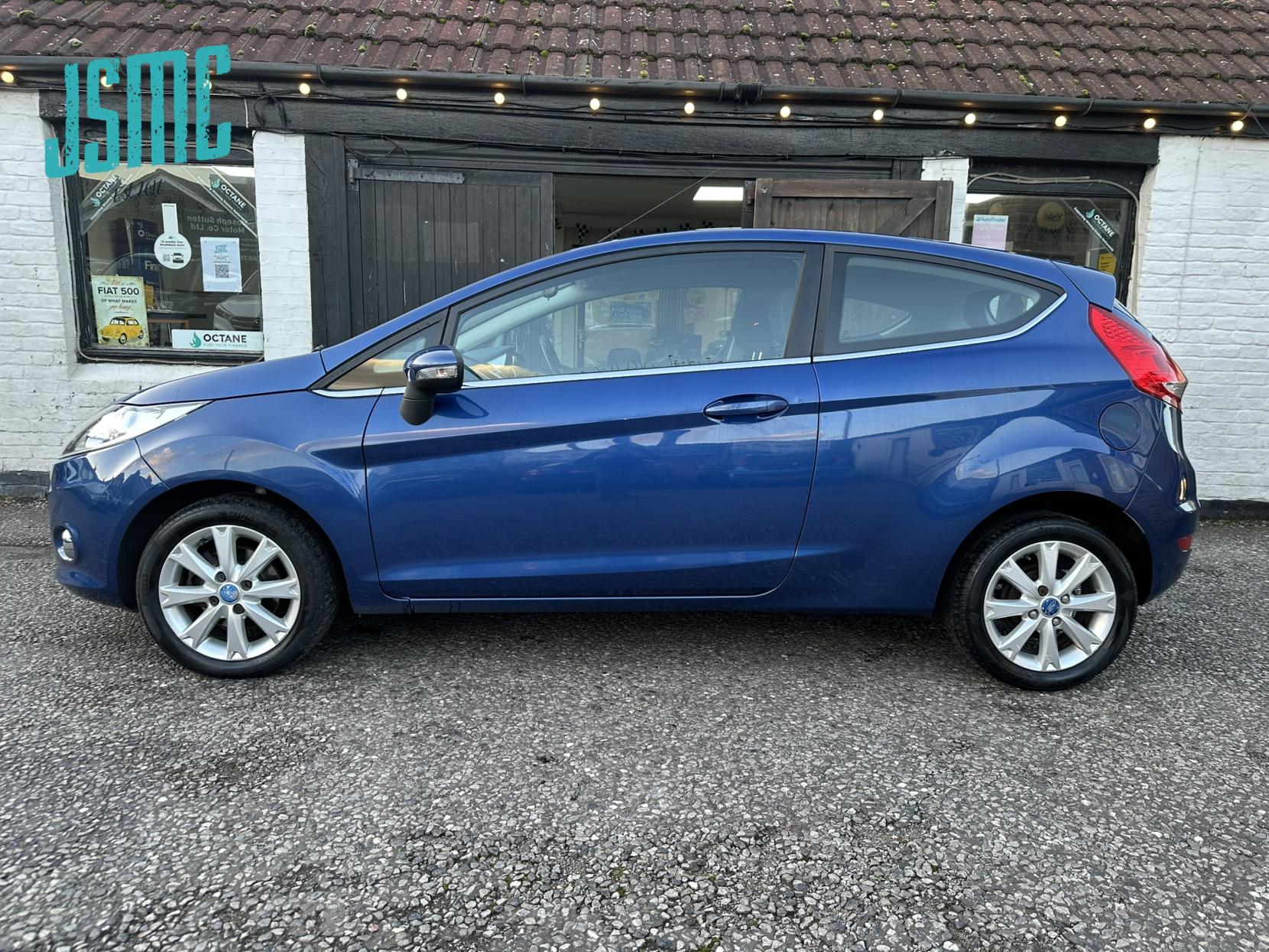 Ford Fiesta 1.4 Zetec Hatchback 3dr Petrol Manual (133 g/km, 94 bhp)