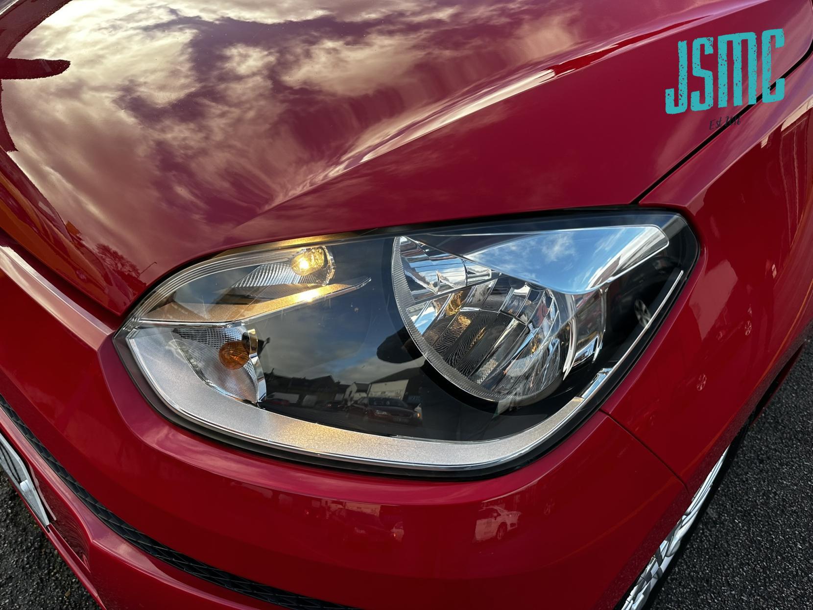 Volkswagen up! 1.0 High up! Hatchback 5dr Petrol Manual Euro 5 (75 ps)