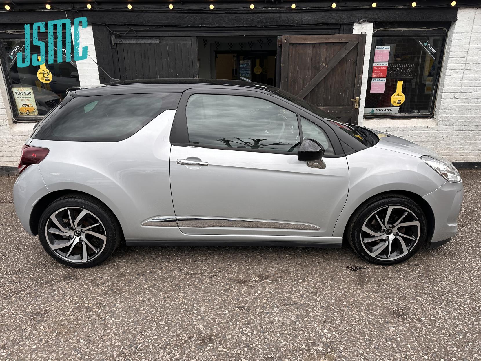 DS AUTOMOBILES DS 3 1.2 PureTech DStyle Nav Hatchback 3dr Petrol Manual Euro 6 (s/s) (110 ps)