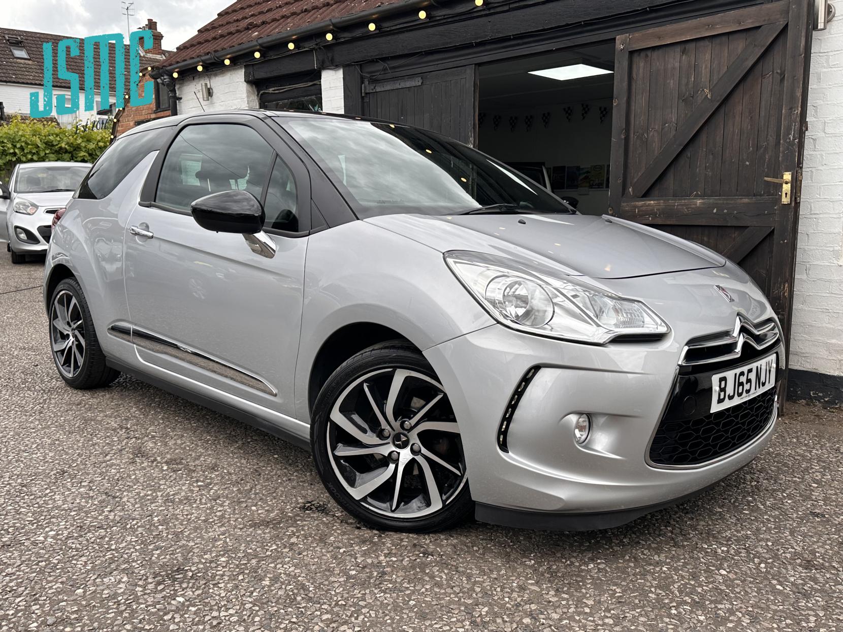 DS AUTOMOBILES DS 3 1.2 PureTech DStyle Nav Hatchback 3dr Petrol Manual Euro 6 (s/s) (110 ps)