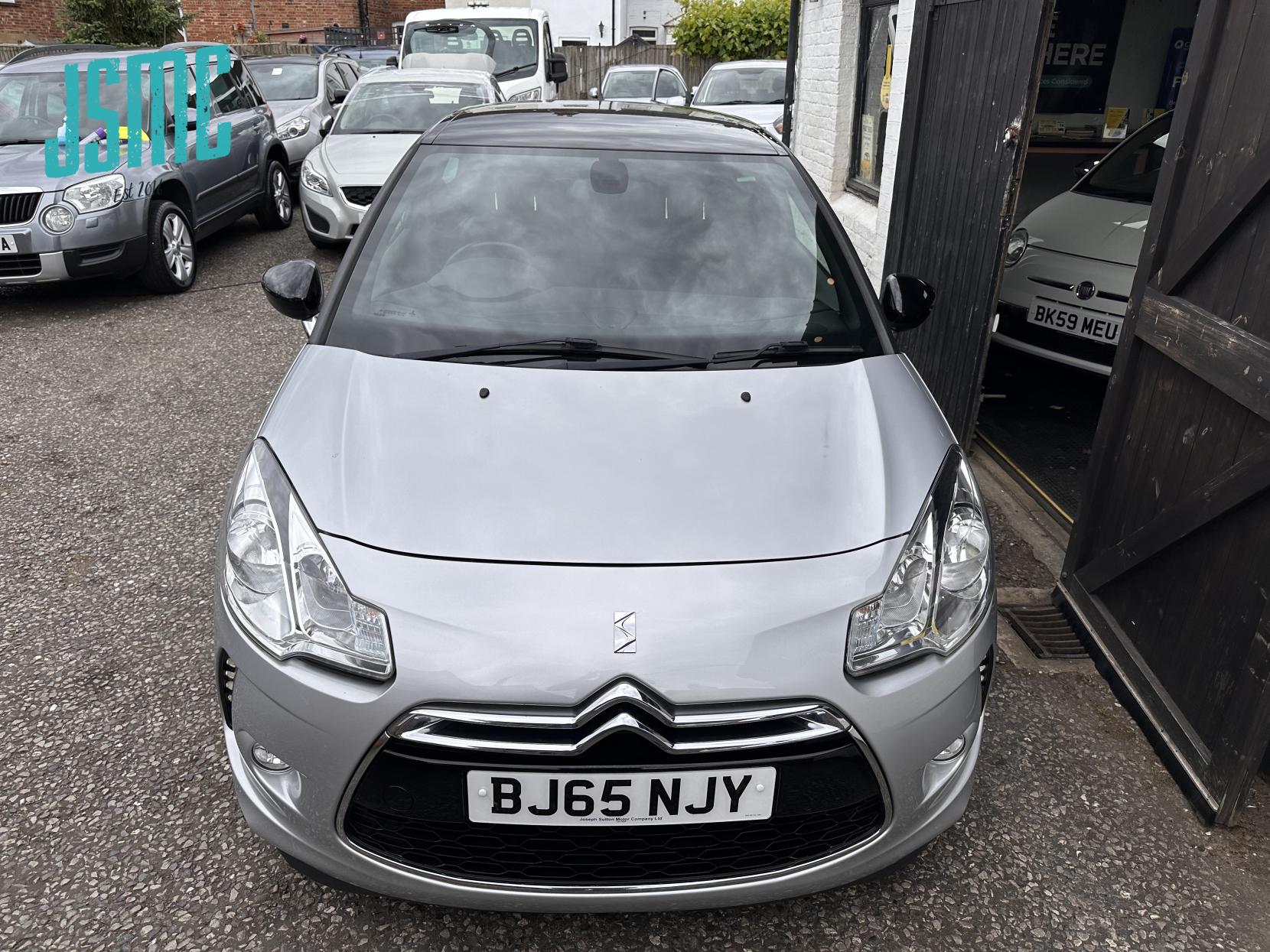 DS AUTOMOBILES DS 3 1.2 PureTech DStyle Nav Hatchback 3dr Petrol Manual Euro 6 (s/s) (110 ps)