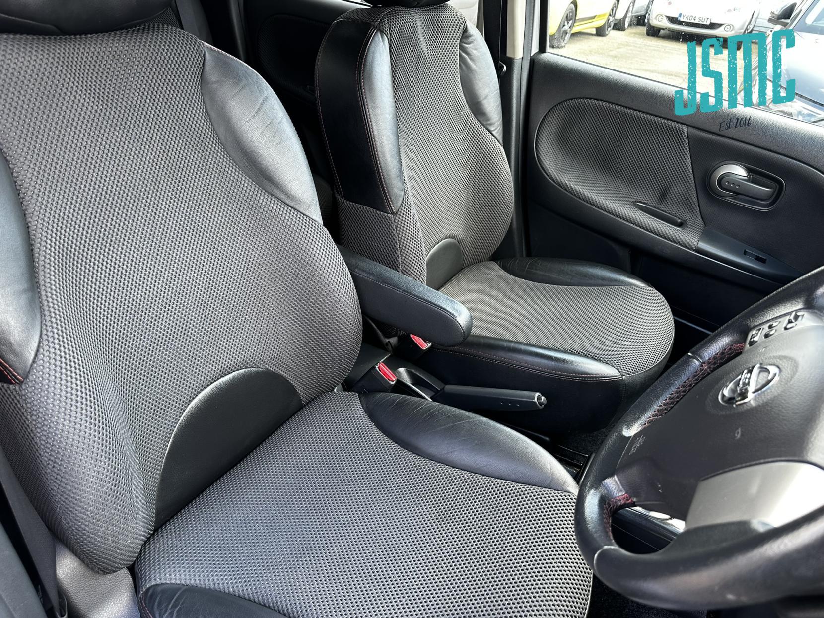 Nissan Note 1.6 16V Tekna Hatchback 5dr Petrol Auto Euro 4 (110 ps)