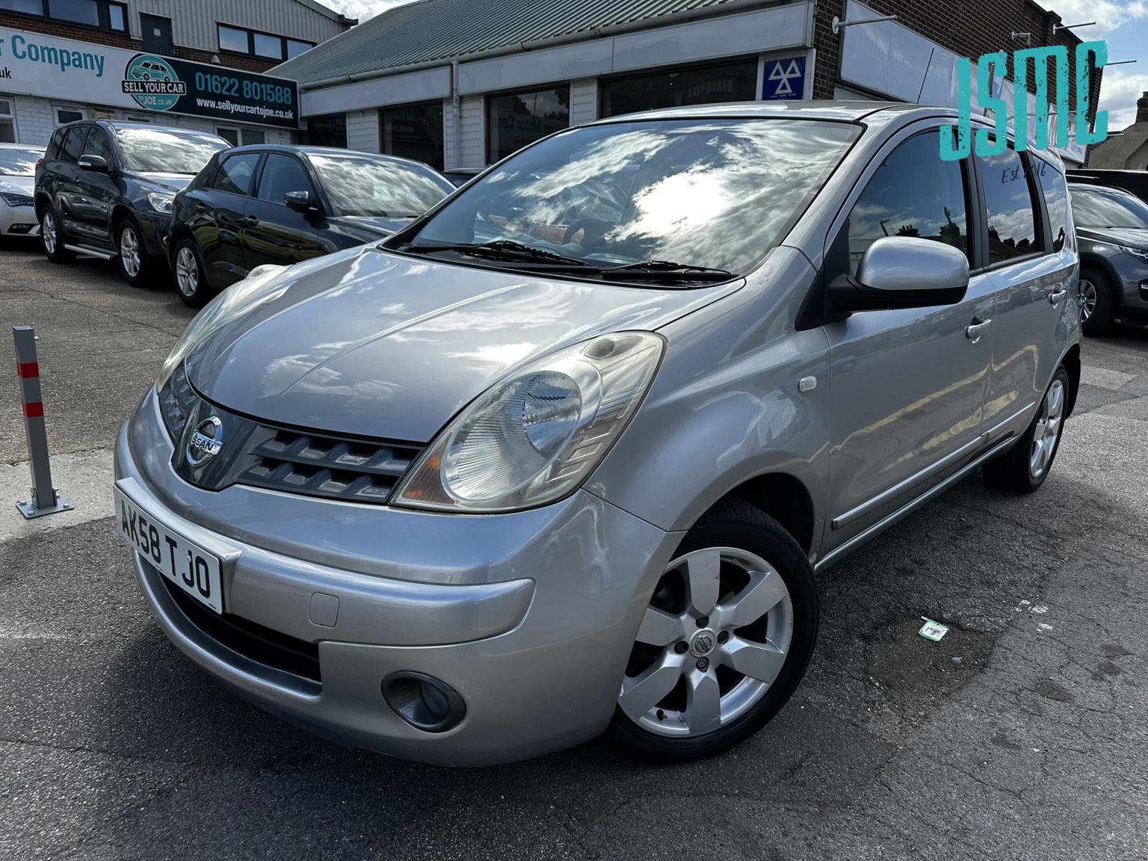 Nissan Note 1.6 16V Tekna Hatchback 5dr Petrol Auto Euro 4 (110 ps)