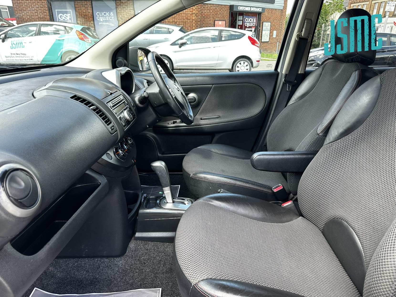 Nissan Note 1.6 16V Tekna Hatchback 5dr Petrol Auto Euro 4 (110 ps)