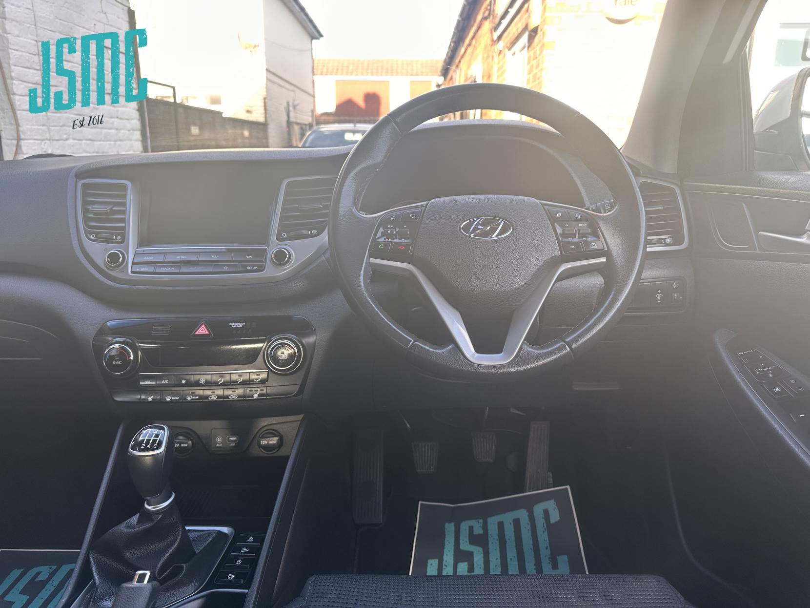 Hyundai TUCSON 1.6 GDi Blue Drive SE Nav SUV 5dr Petrol Manual Euro 6 (s/s) (132 ps)