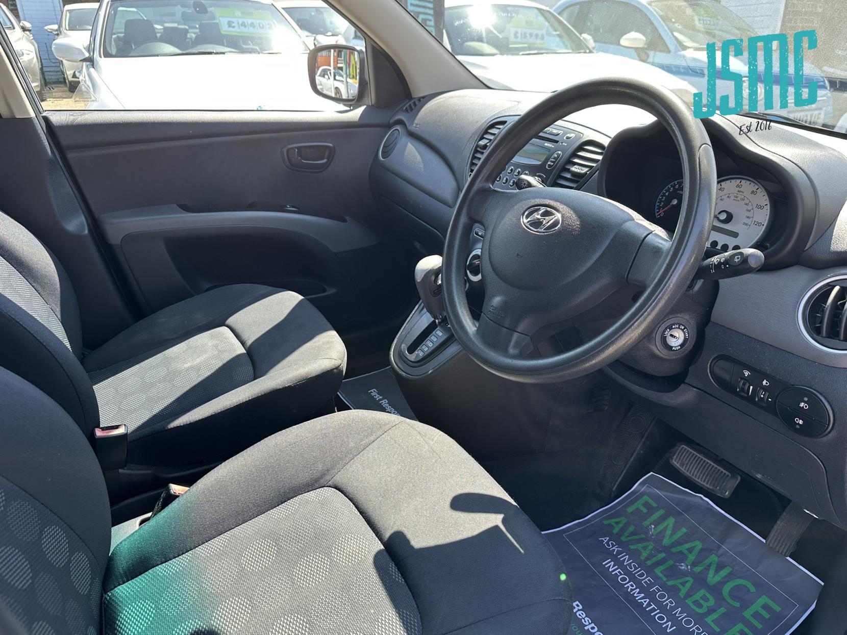 Hyundai i10 1.2 Comfort Hatchback 5dr Petrol Auto Euro 4 (77 bhp)