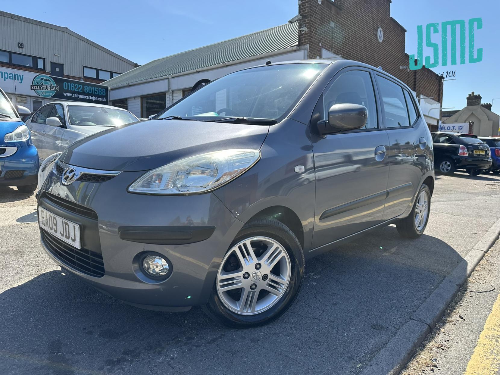 Hyundai i10 1.2 Comfort Hatchback 5dr Petrol Auto Euro 4 (77 bhp)