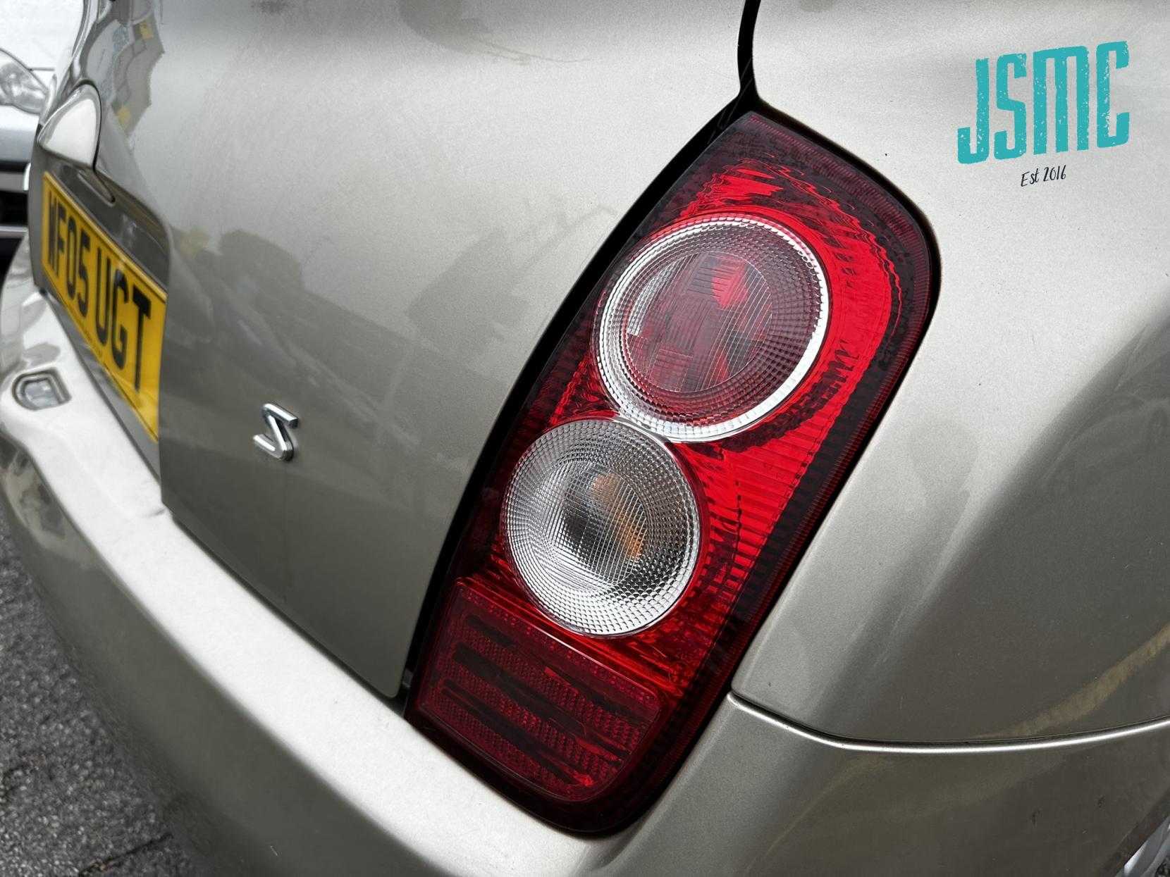Nissan Micra 1.2 16v S Hatchback 3dr Petrol Manual (143 g/km, 79 bhp)