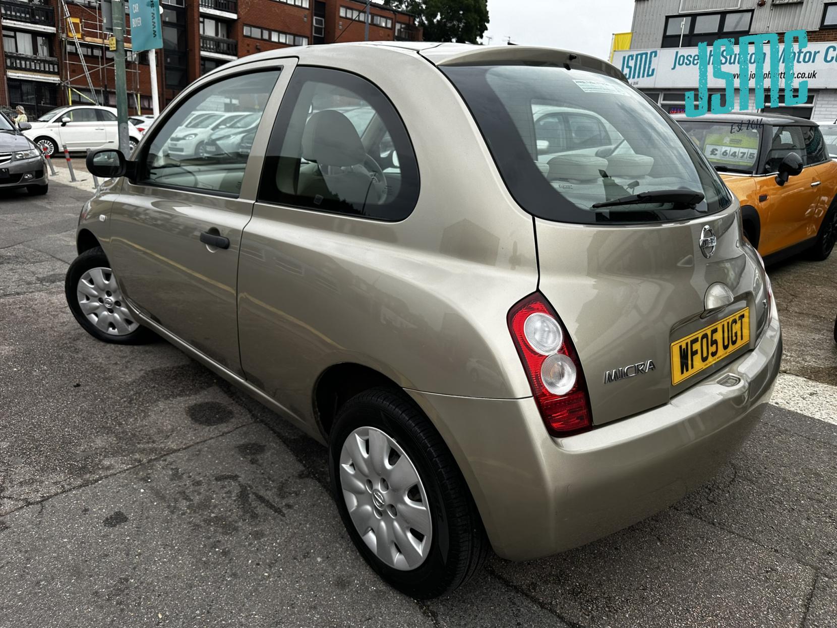 Nissan Micra 1.2 16v S Hatchback 3dr Petrol Manual (143 g/km, 79 bhp)